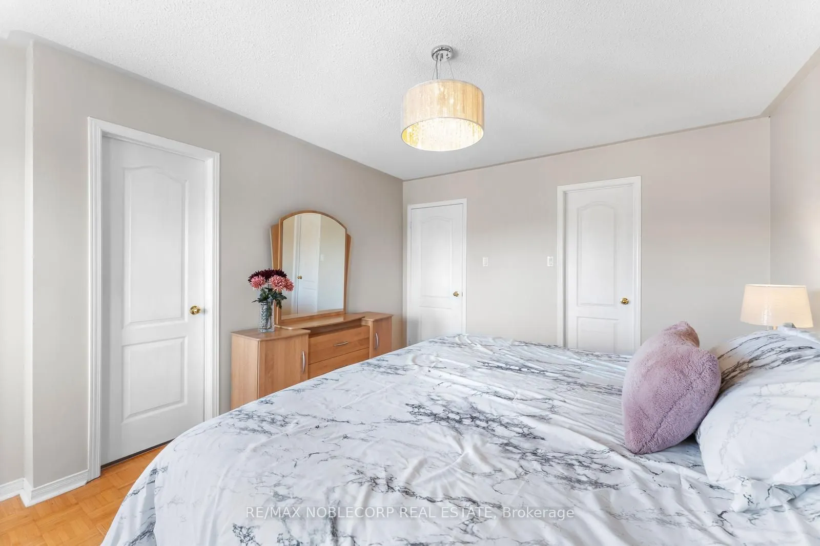 44 Hanton Crescent