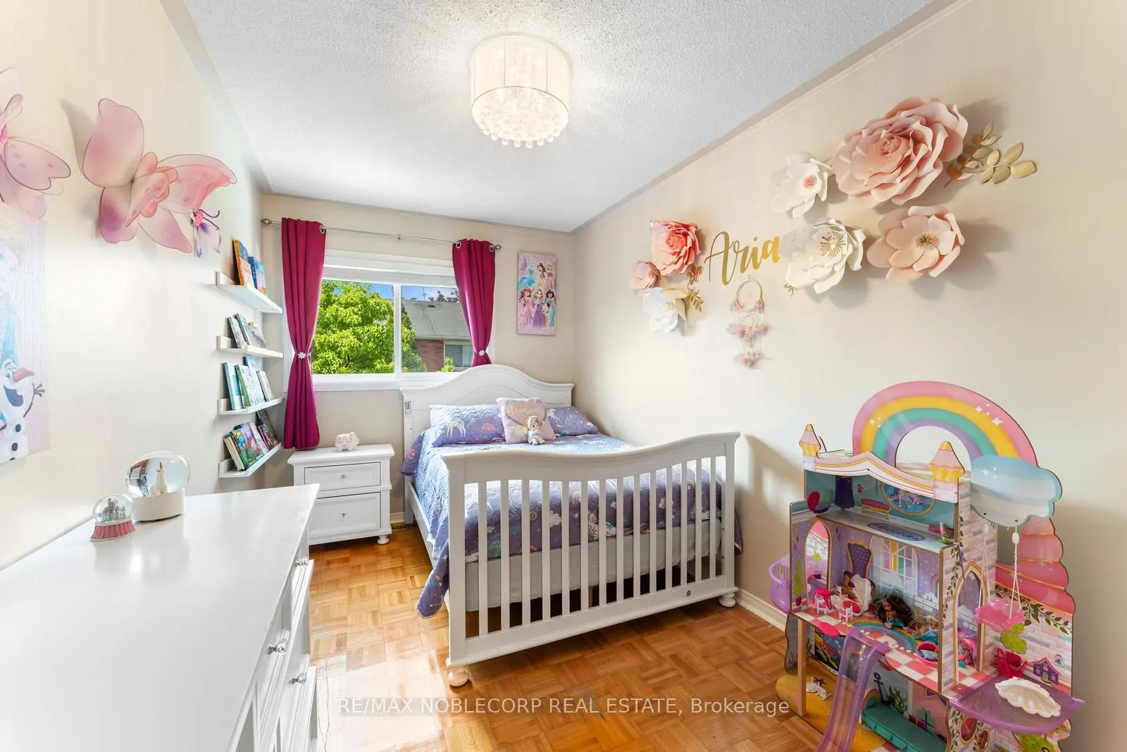 44 Hanton Crescent