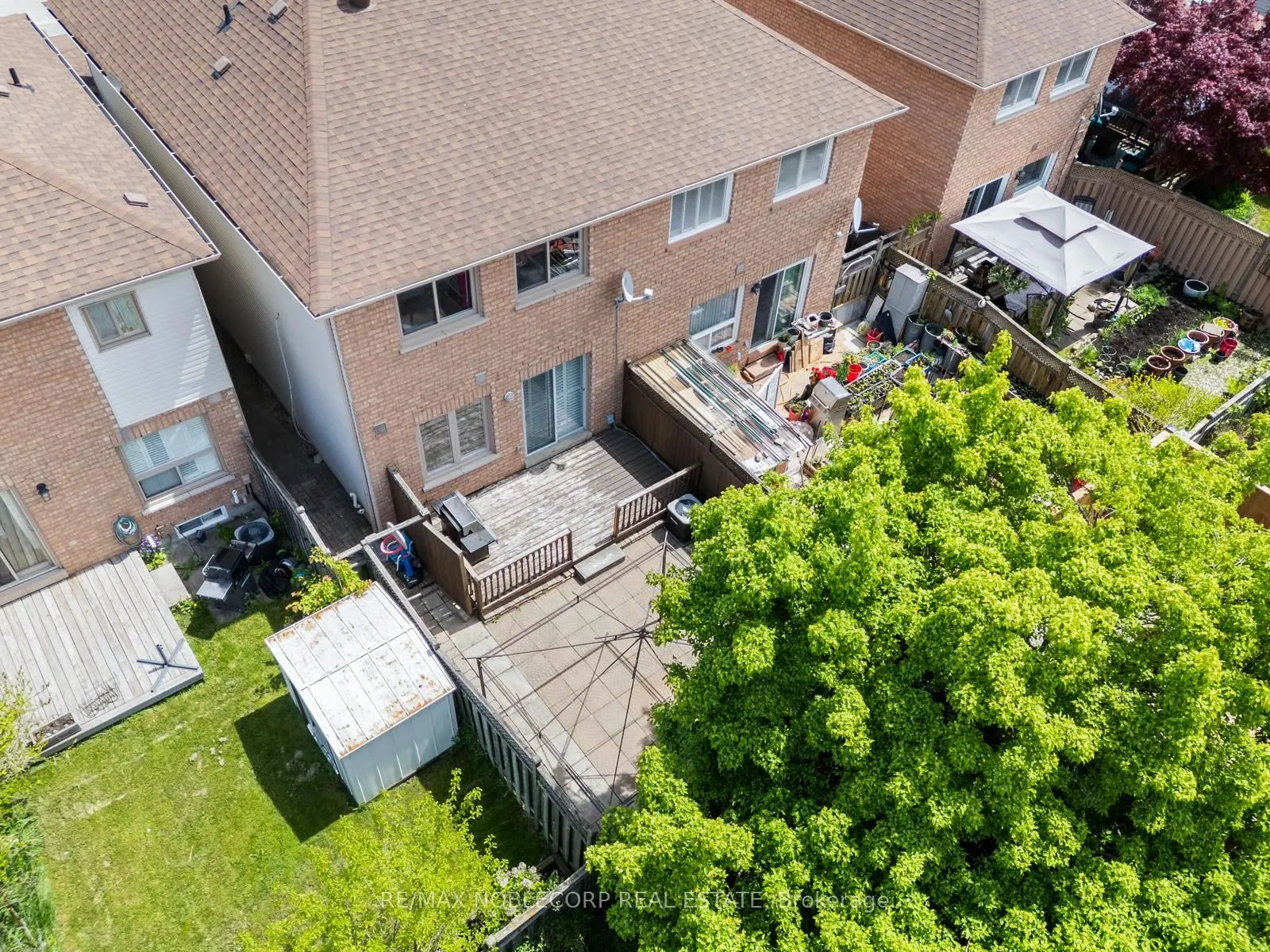 44 Hanton Crescent