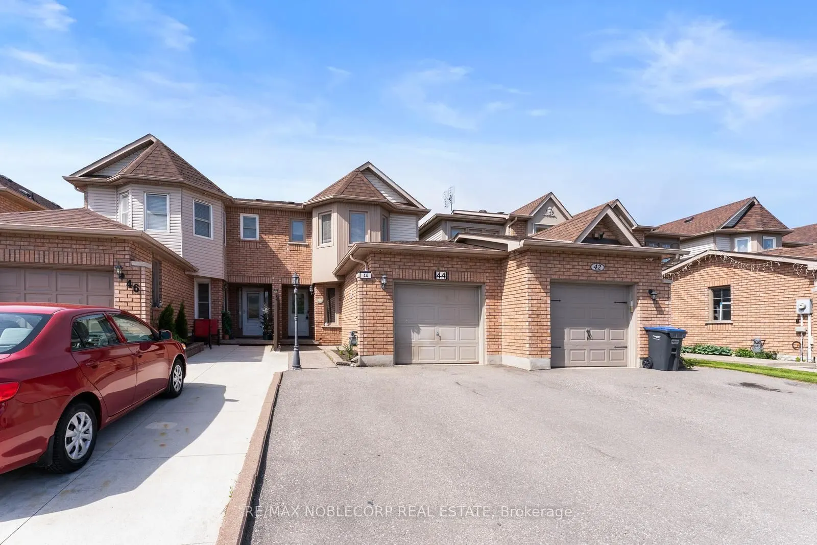 44 Hanton Crescent