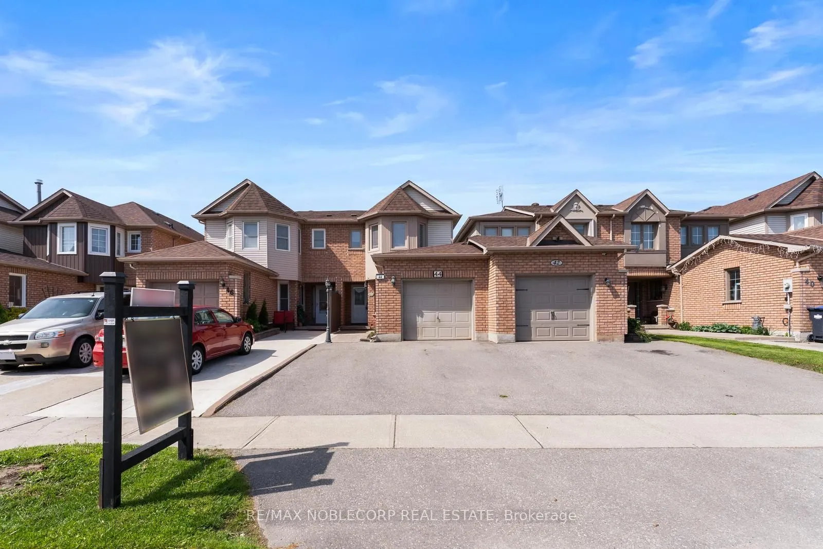 44 Hanton Crescent