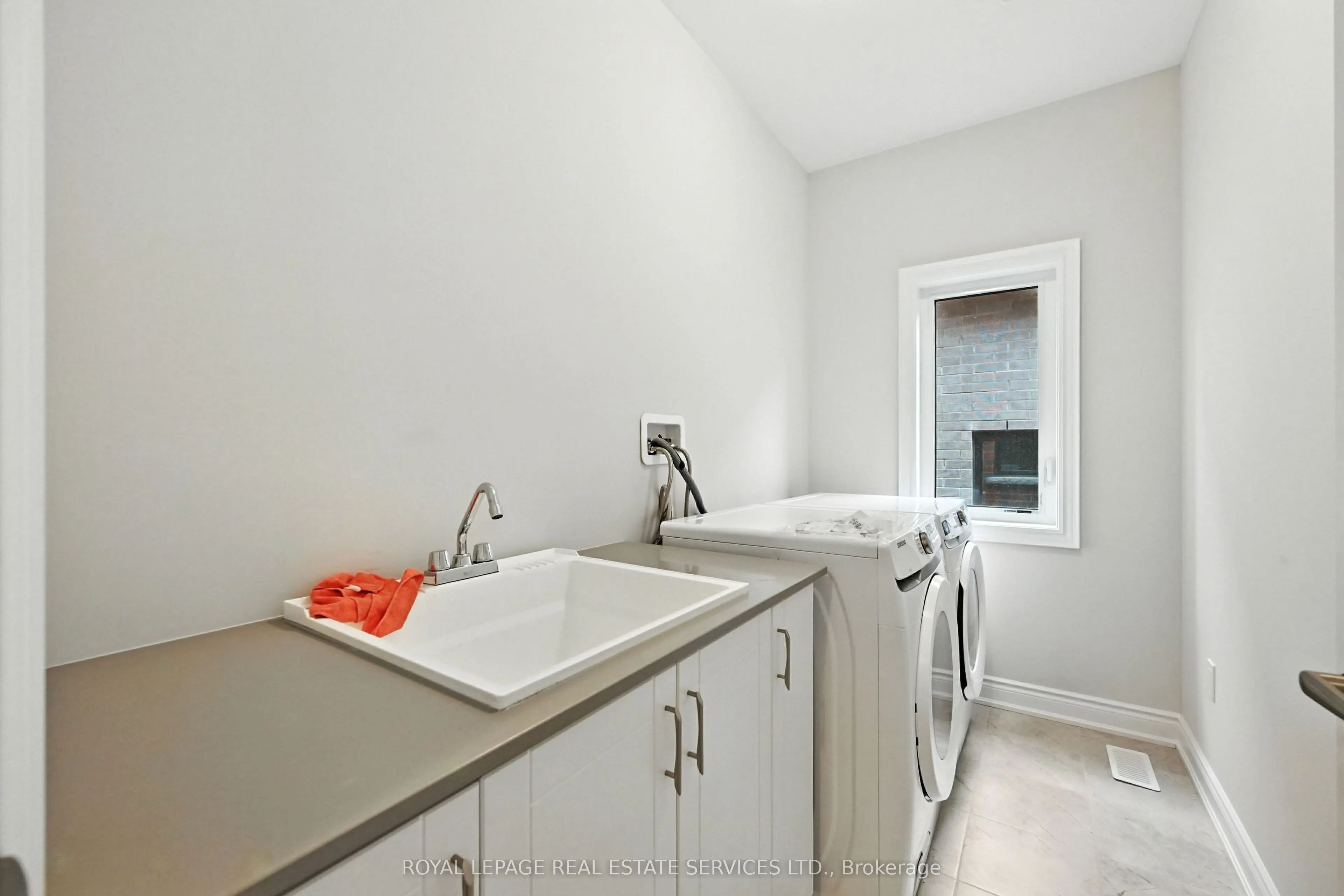 1214 Anthonia Trail