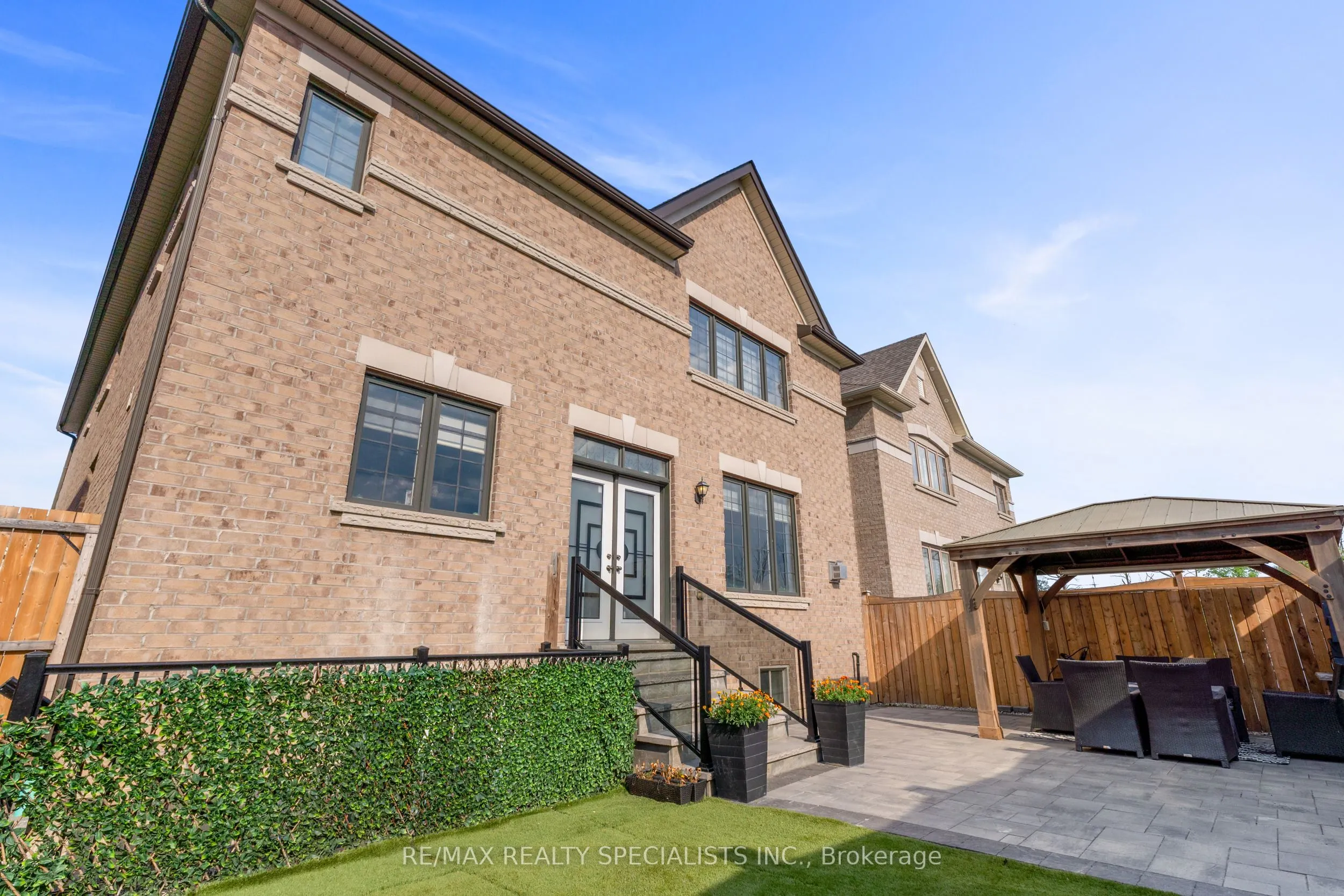 148 Morra Avenue