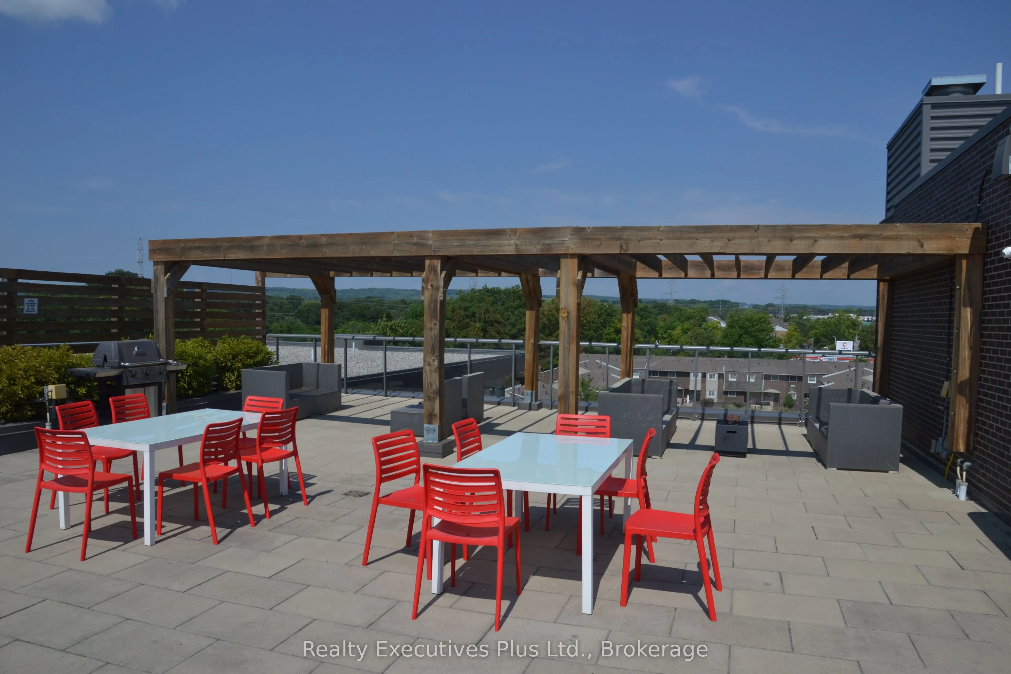 1284 Guelph Line N, #201