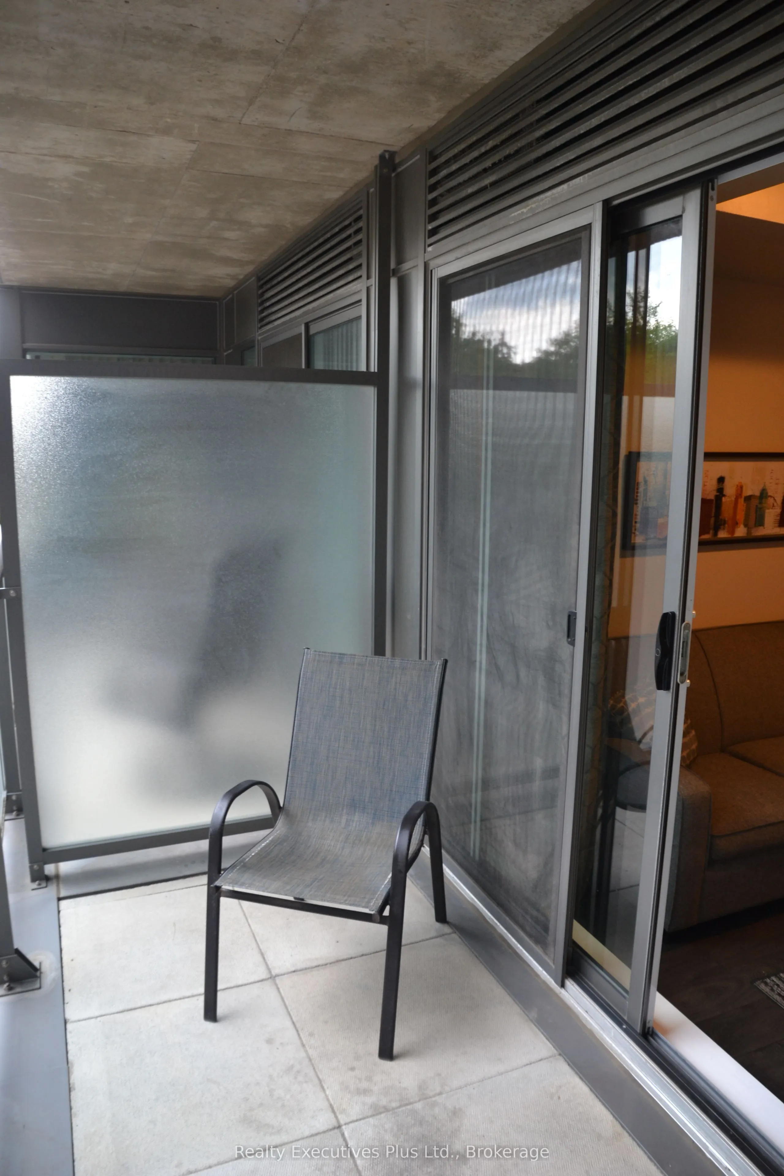 1284 Guelph Line N, #201