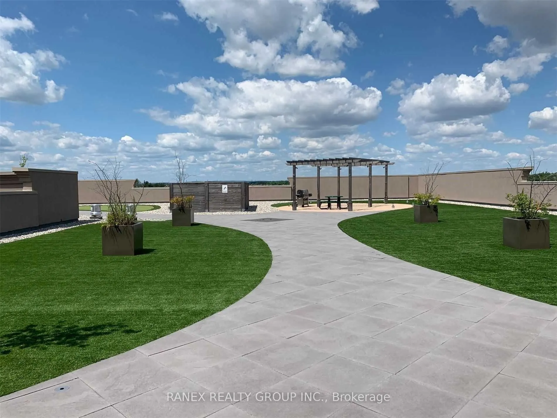 5317 Upper Middle Road, #424