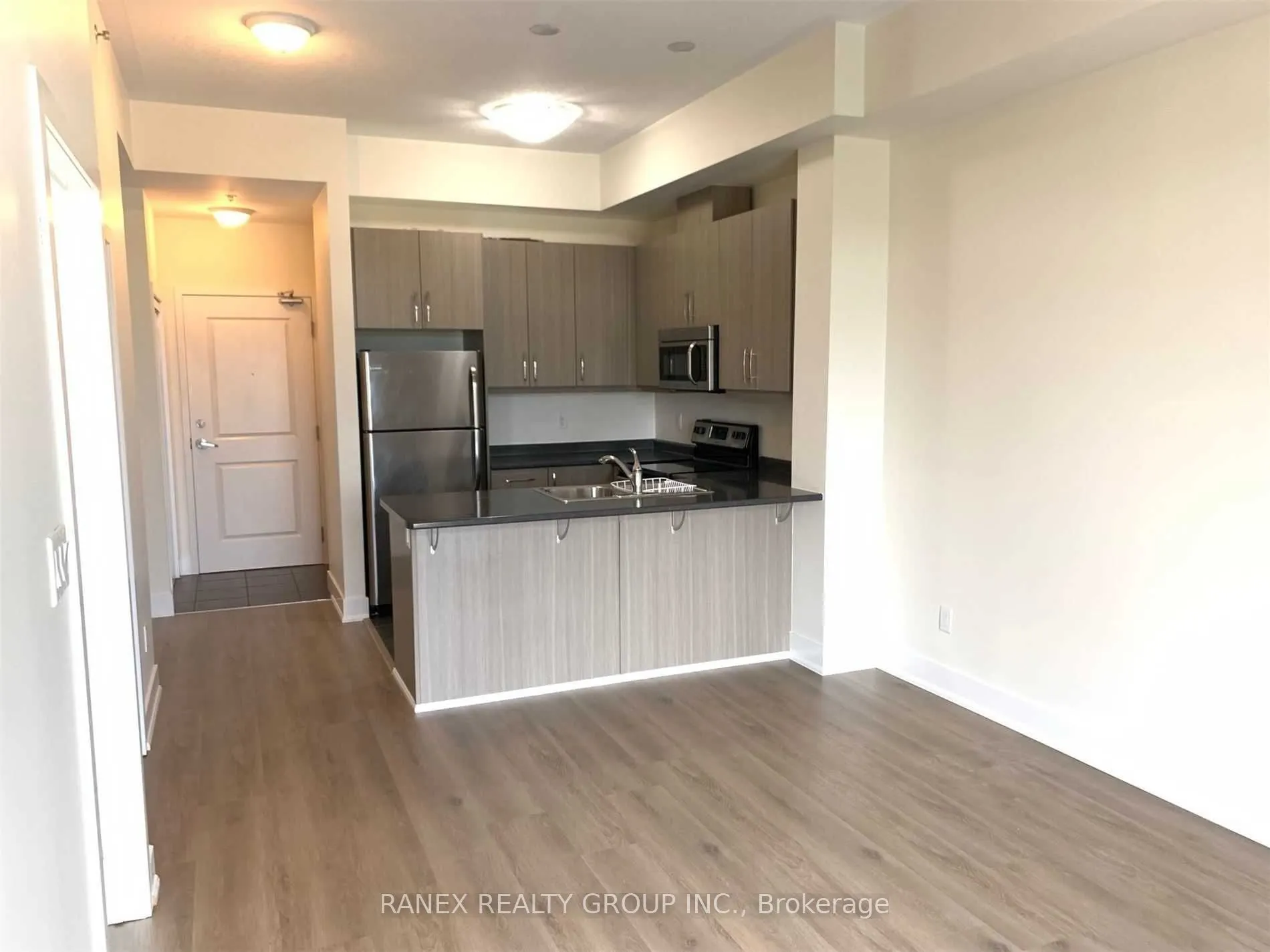 5317 Upper Middle Road, #424