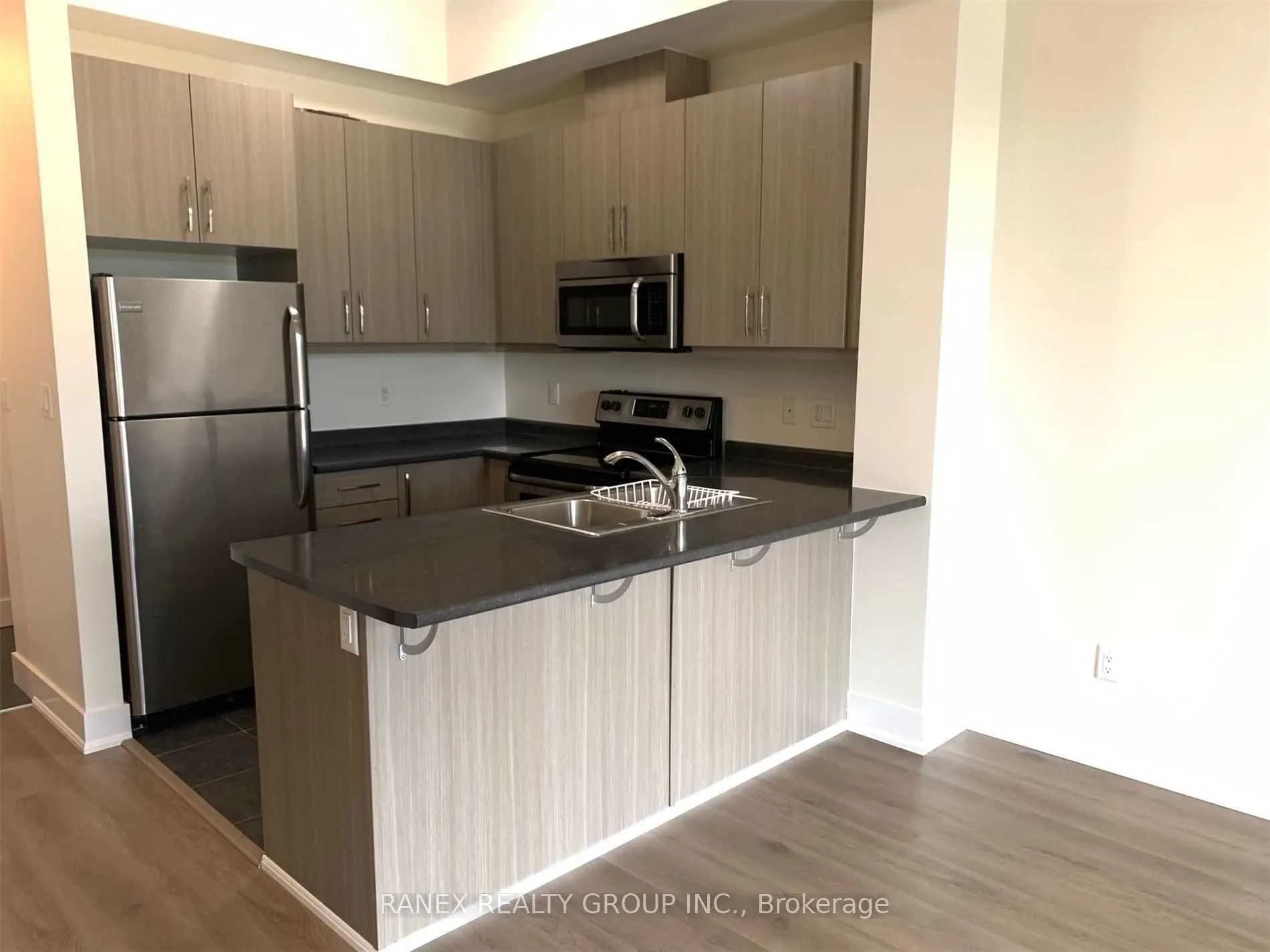 5317 Upper Middle Road, #424