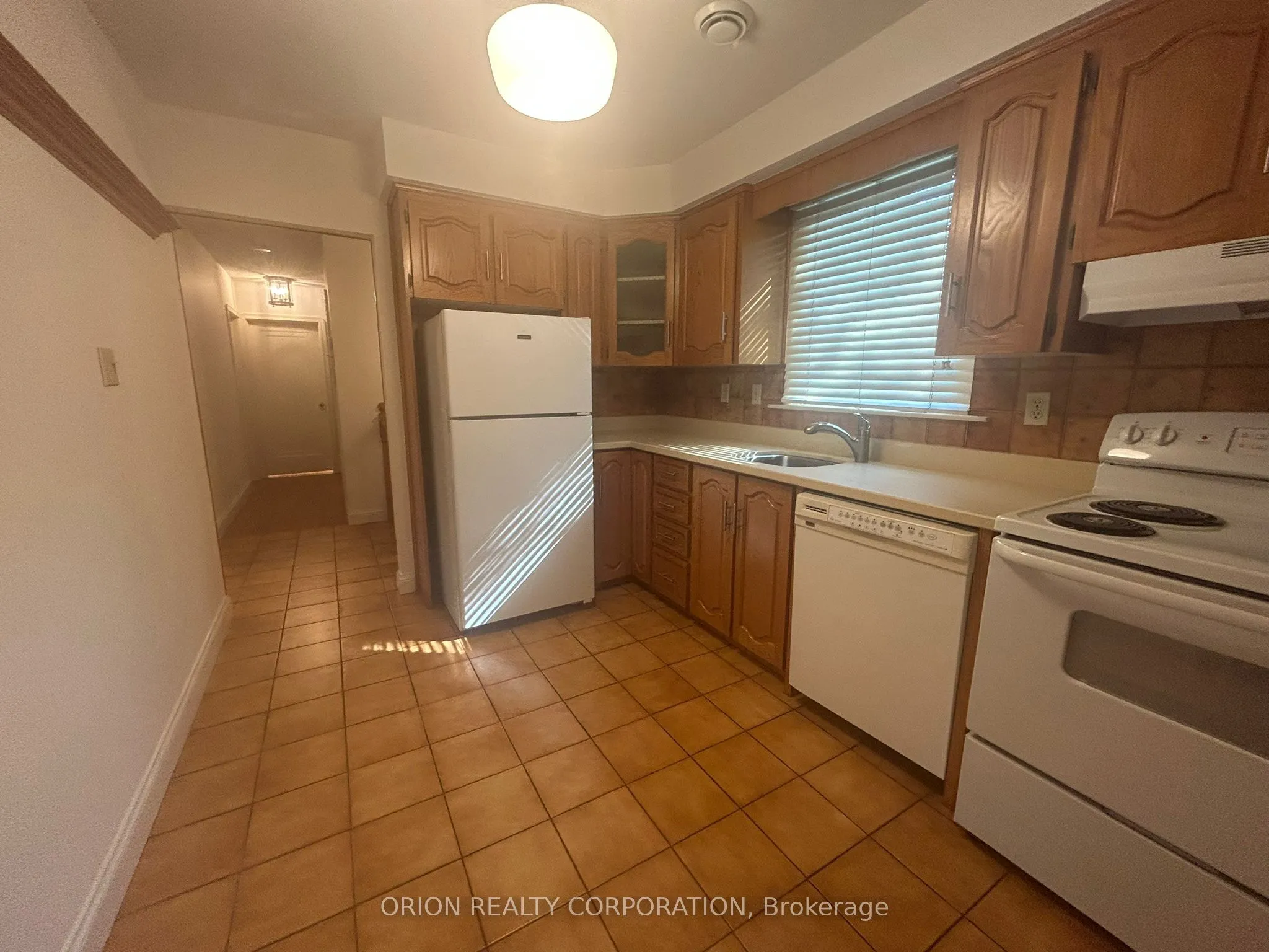 258 Viewmount Avenue