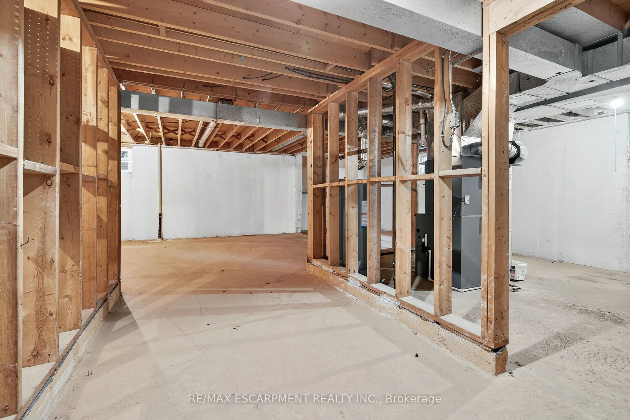 2280 Mansfield Drive