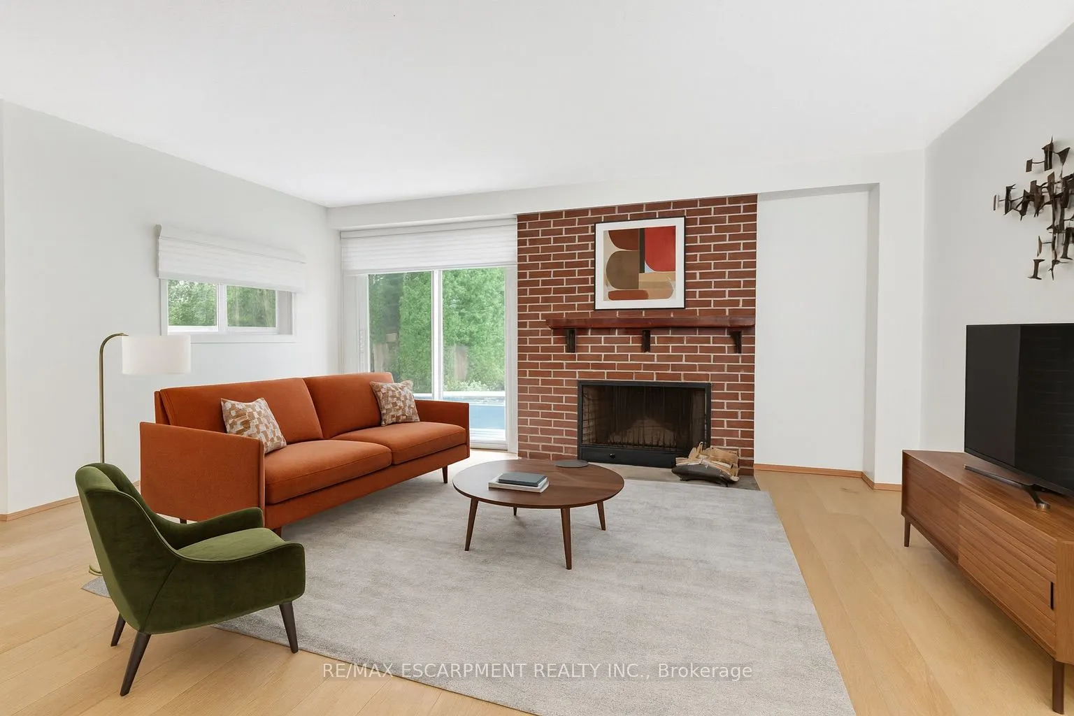 2280 Mansfield Drive