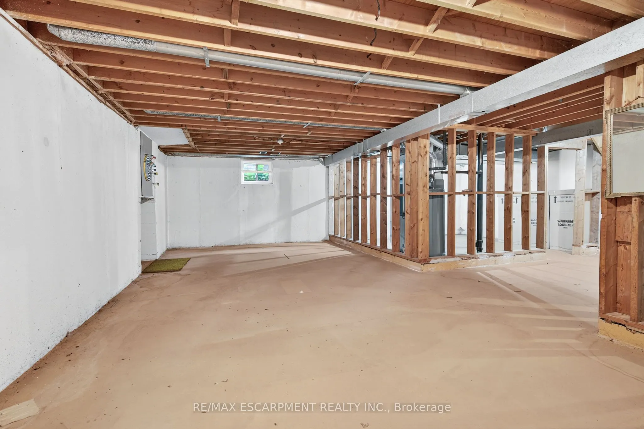 2280 Mansfield Drive