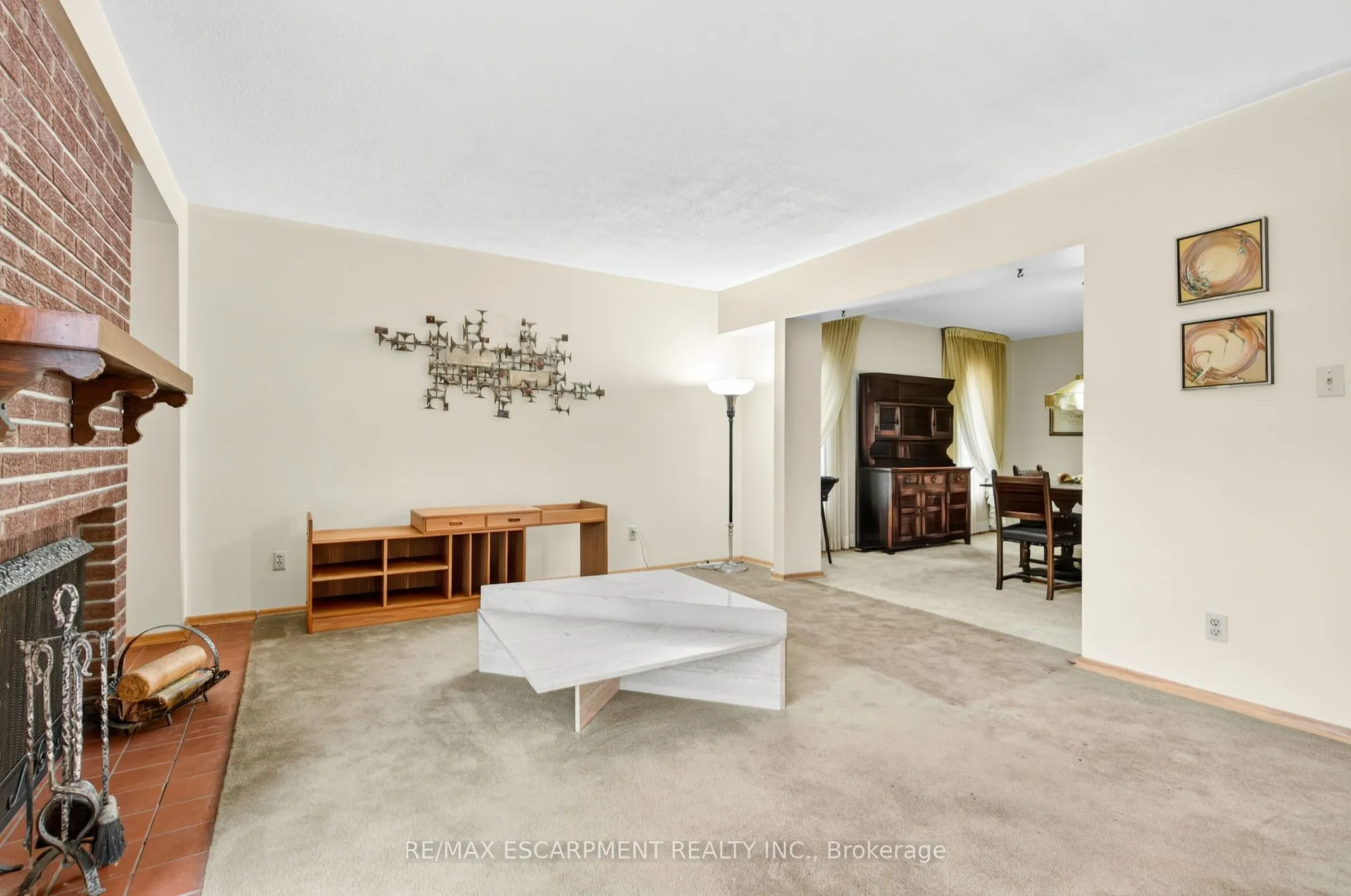 2280 Mansfield Drive