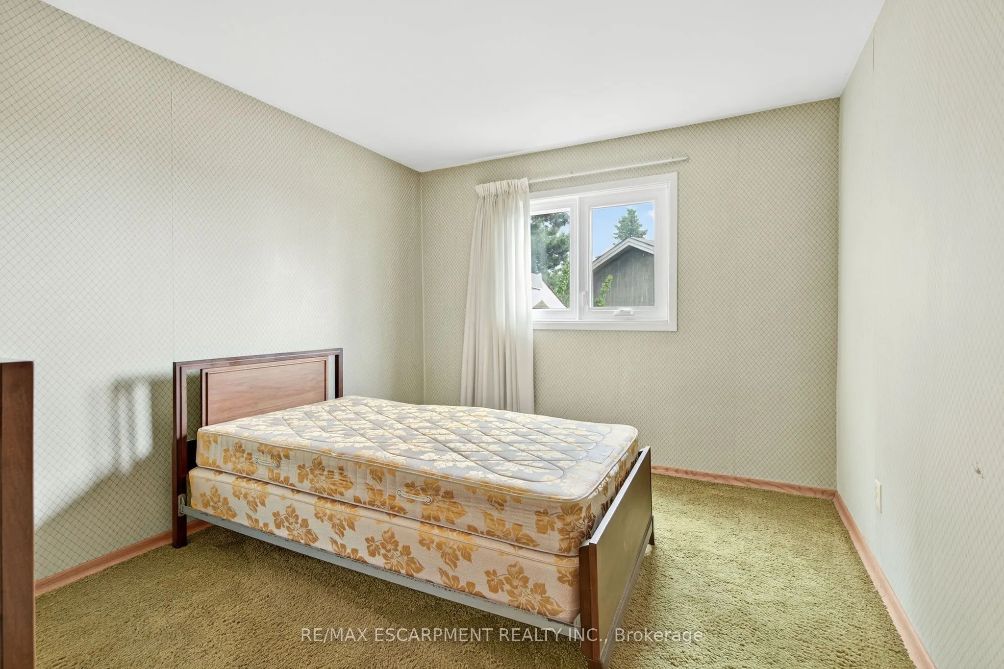 2280 Mansfield Drive