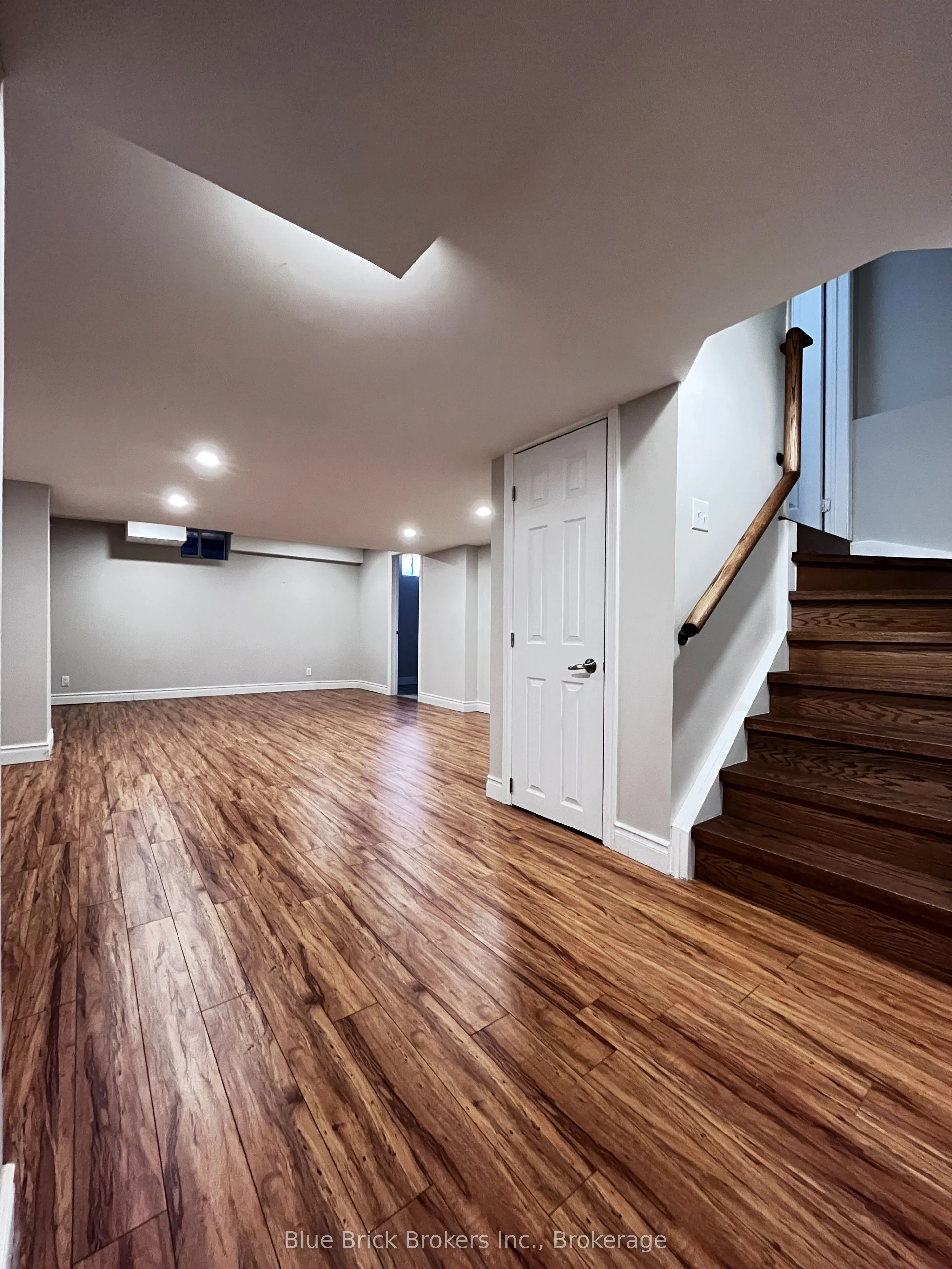 2395 Curtis Road
