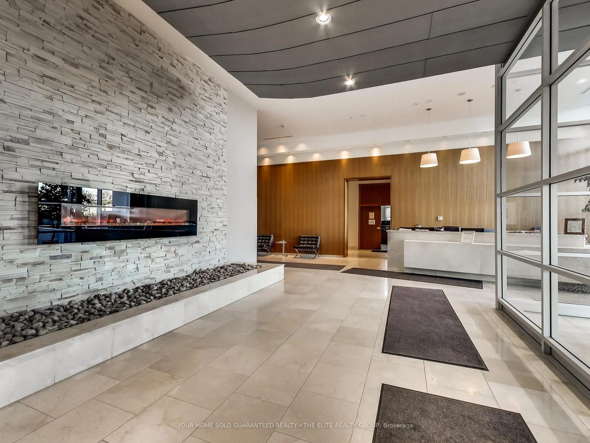 220 Burnhamthorpe Road W, #1107