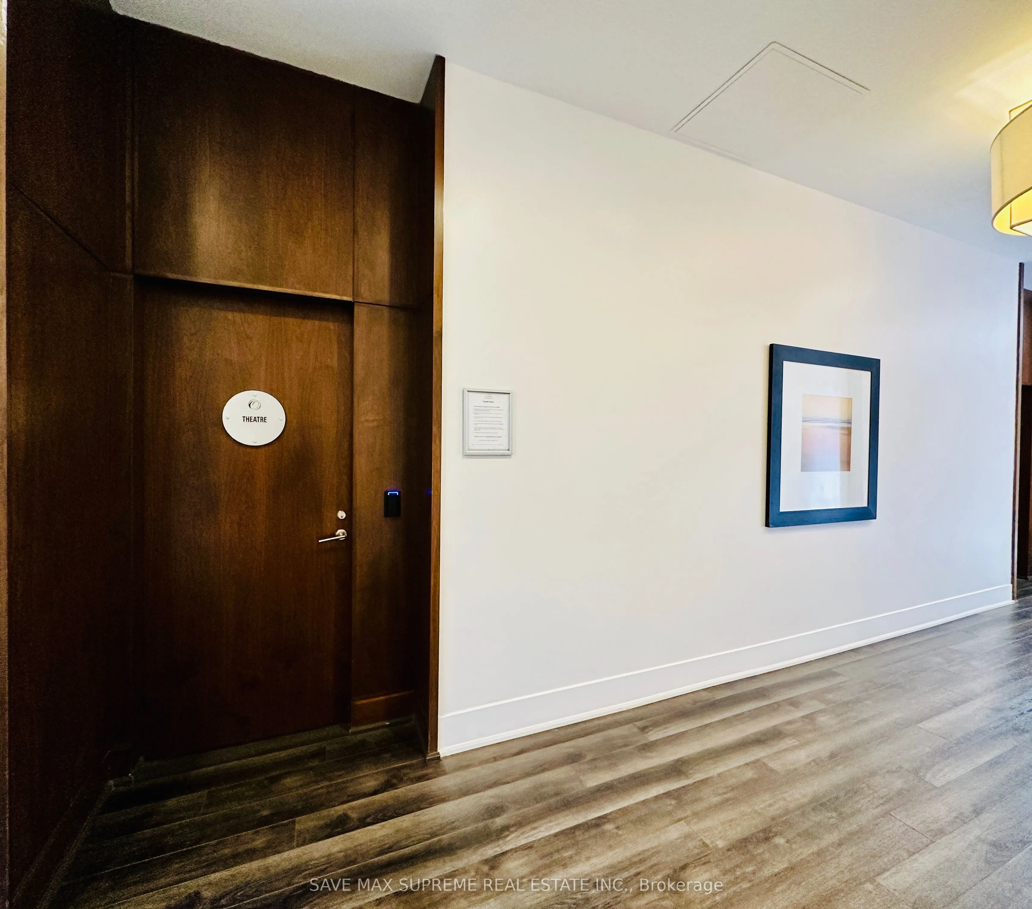 3888 Duke Of York Boulevard, #527