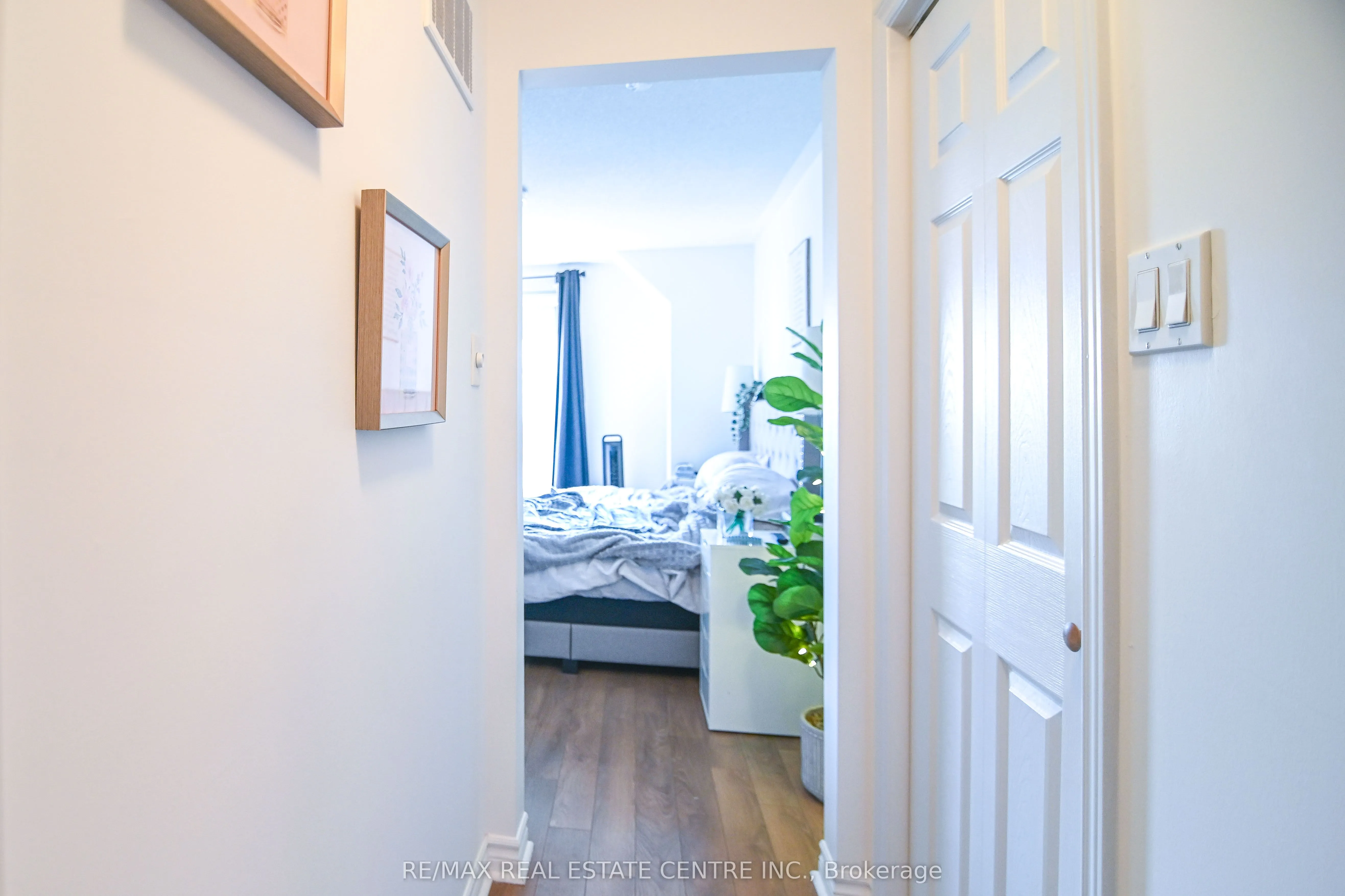 2420 Baronwood Drive, #11-03