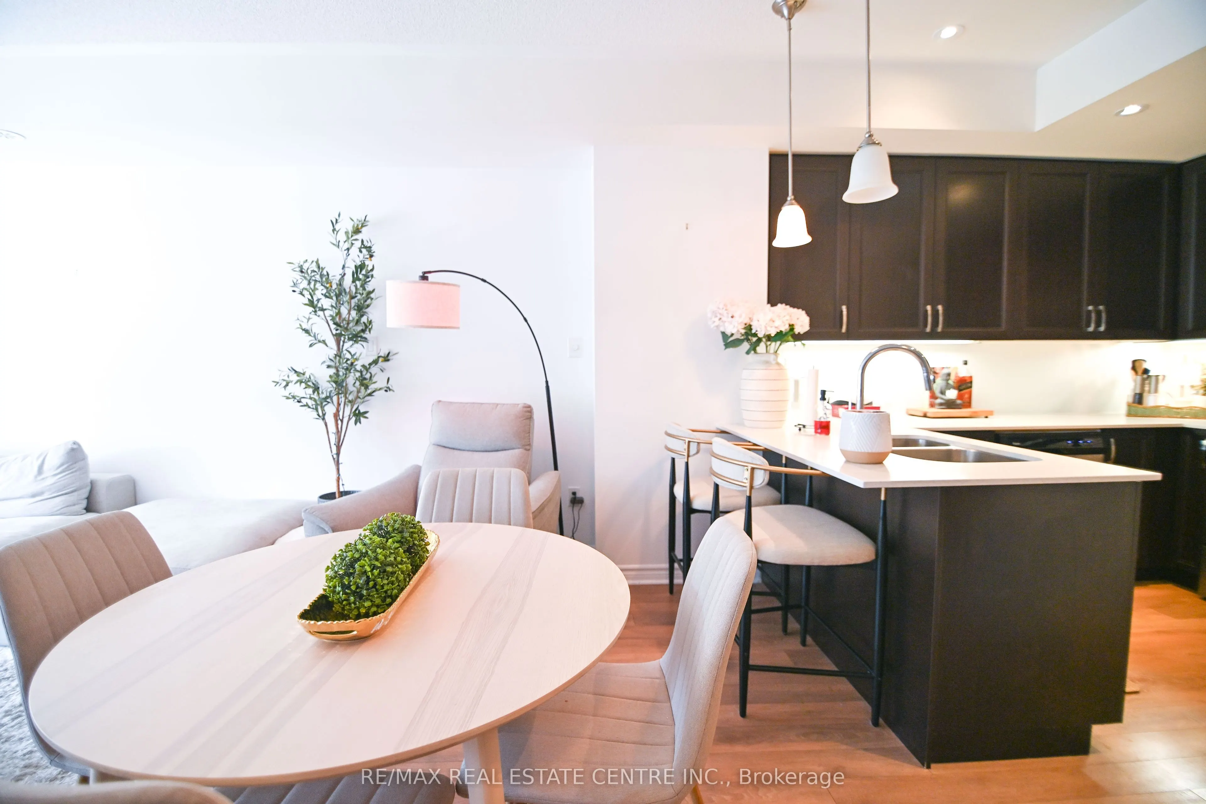 2420 Baronwood Drive, #11-03
