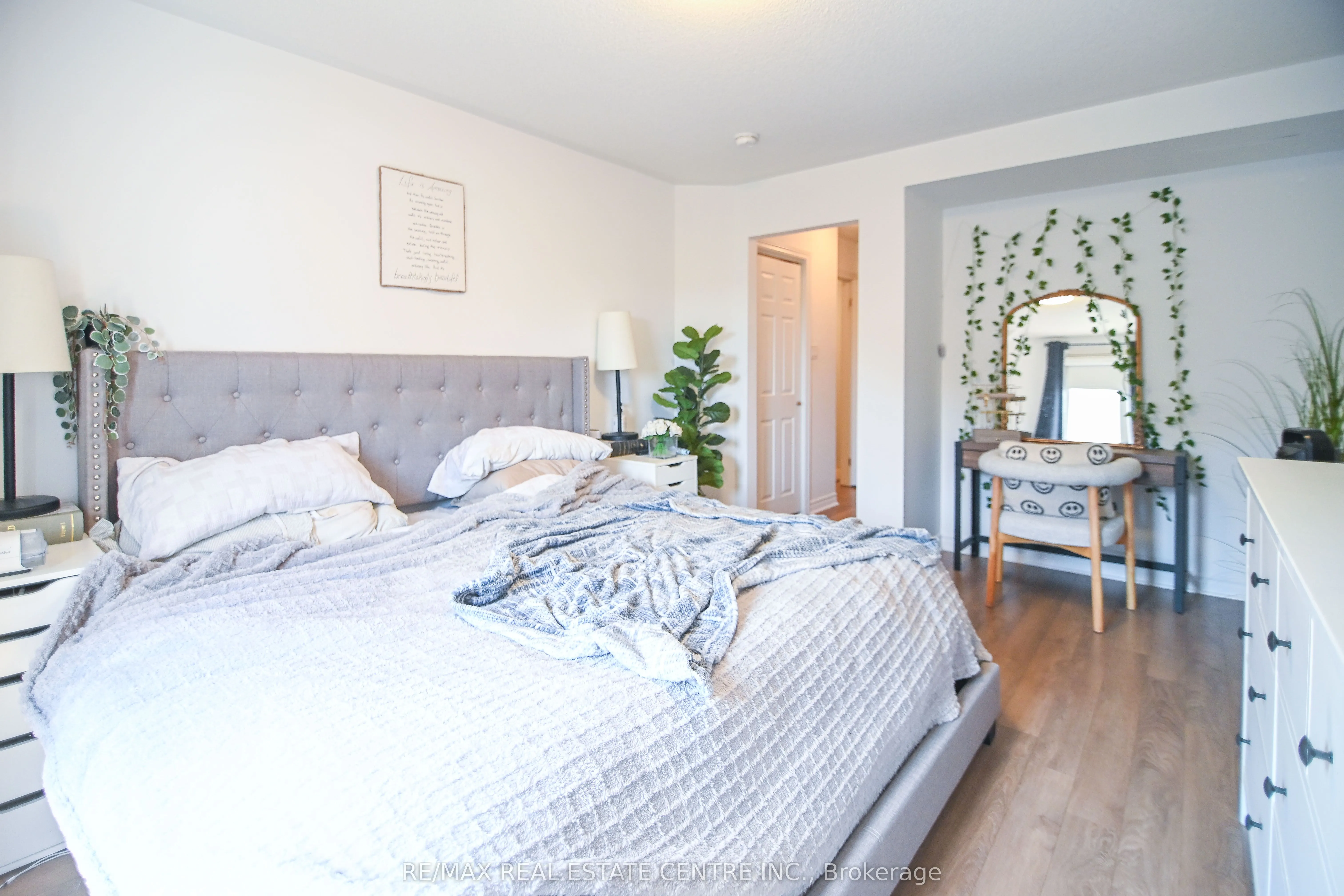 2420 Baronwood Drive, #11-03