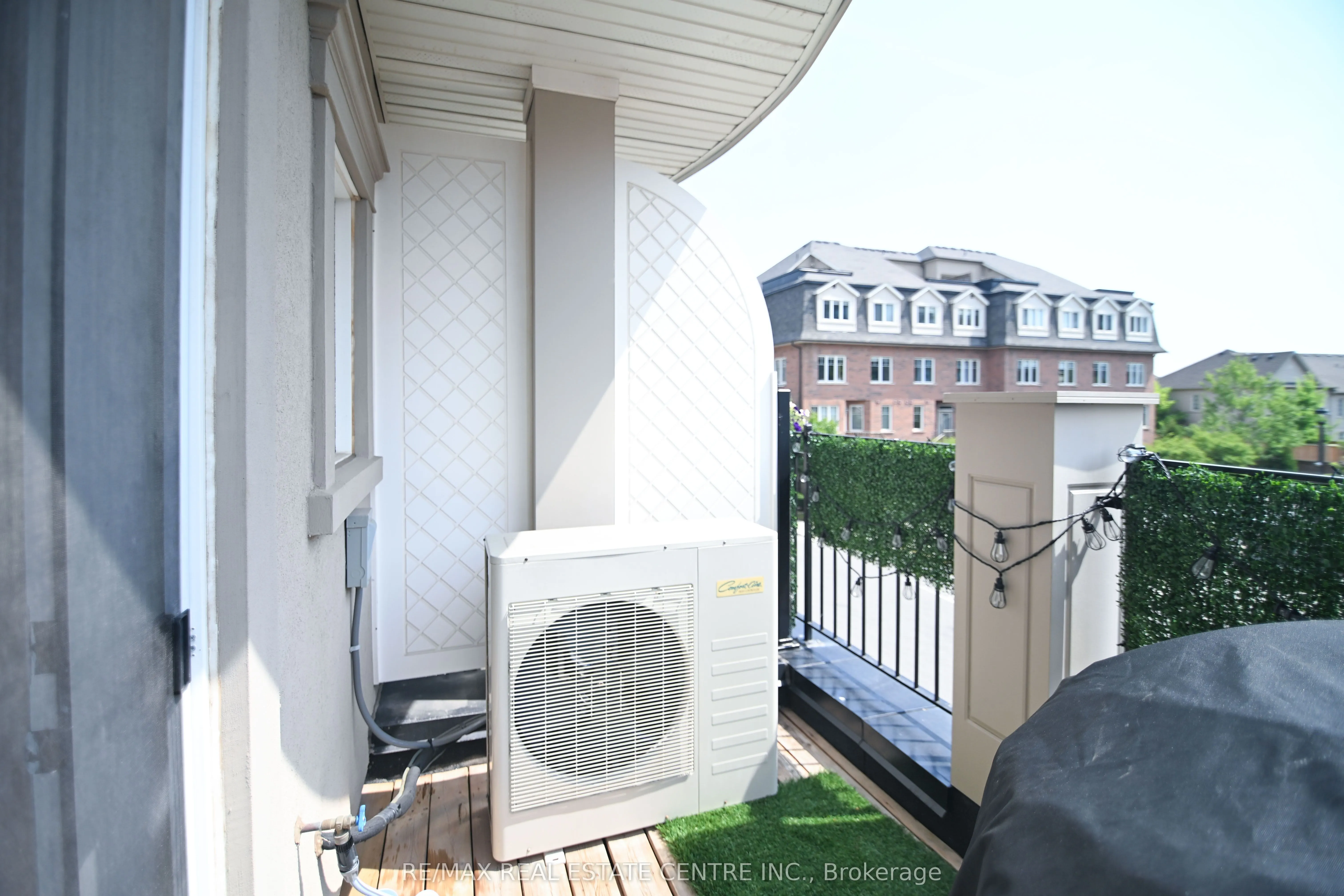2420 Baronwood Drive, #11-03