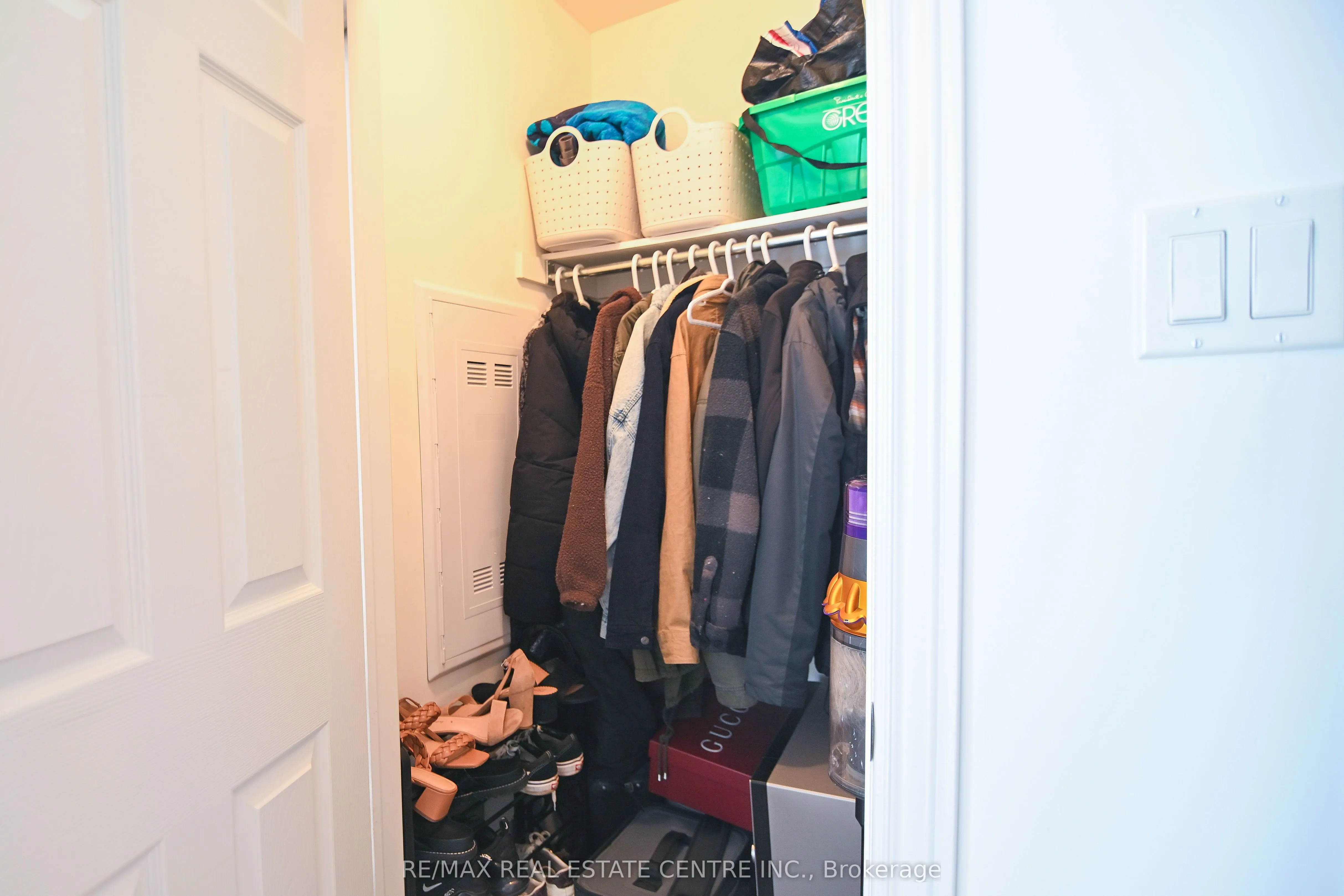 2420 Baronwood Drive, #11-03