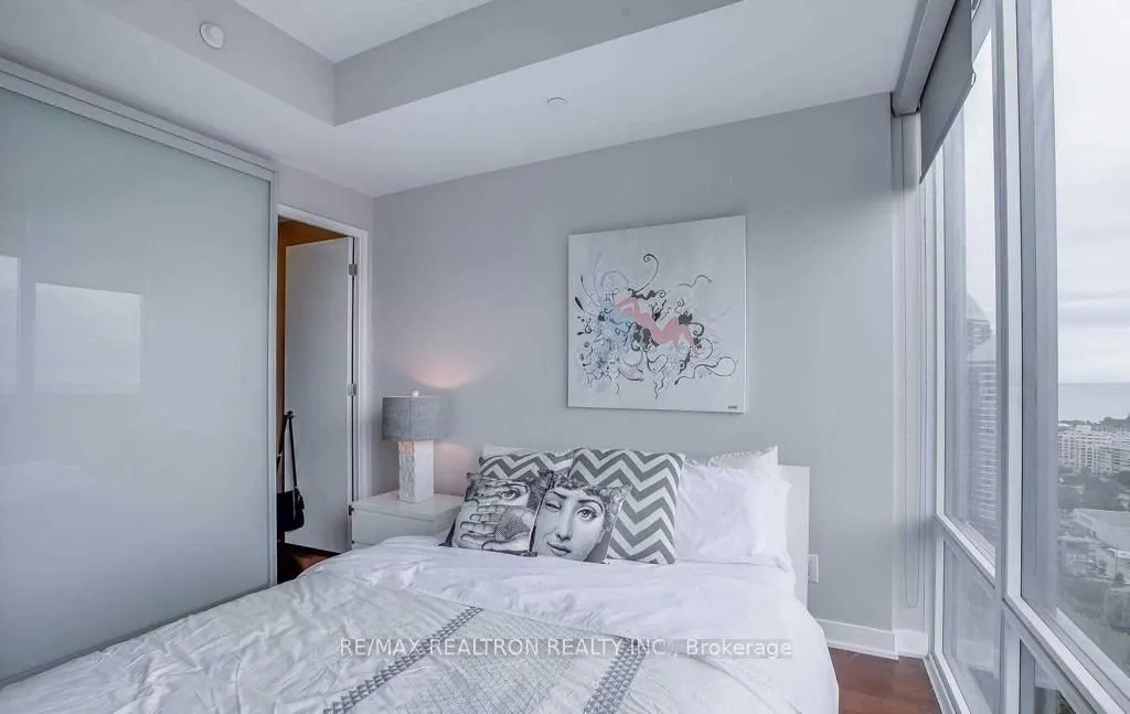 88 Park Lawn Road, #2803