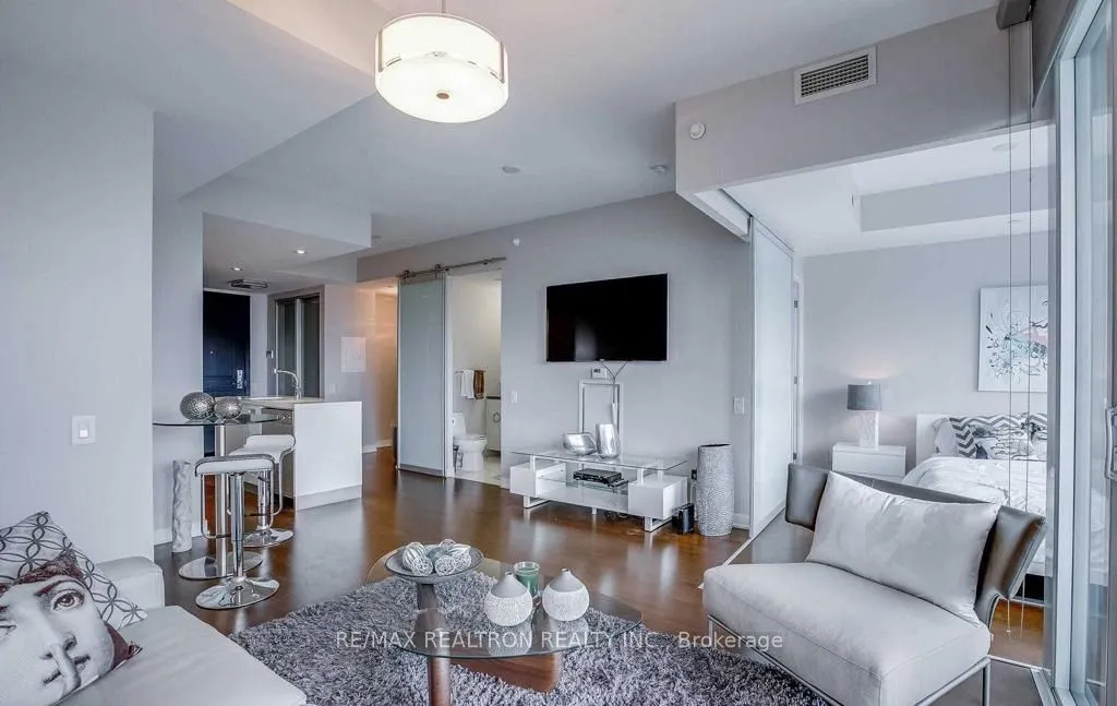 88 Park Lawn Road, #2803