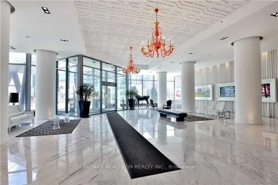 88 Park Lawn Road, #2803