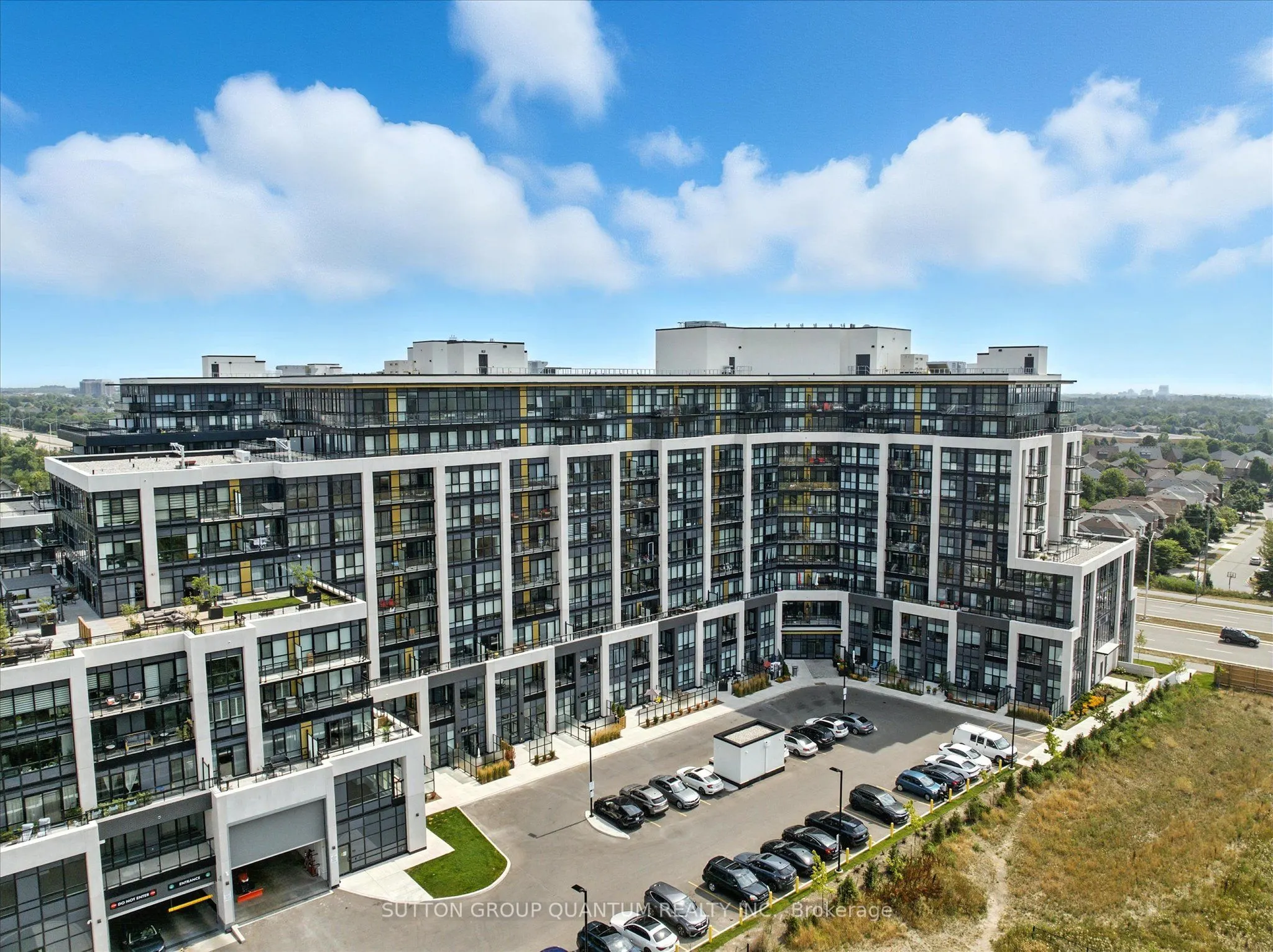 405 Dundas Street W, #PH06