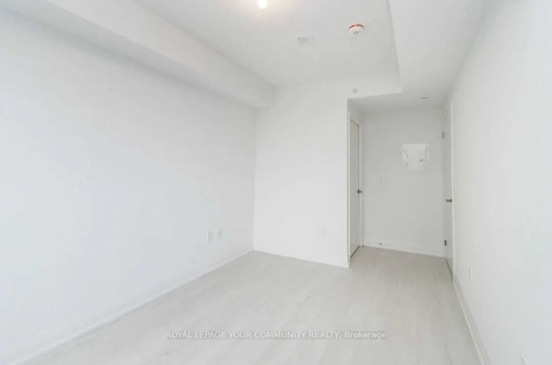 26 Gibbs Road, #450