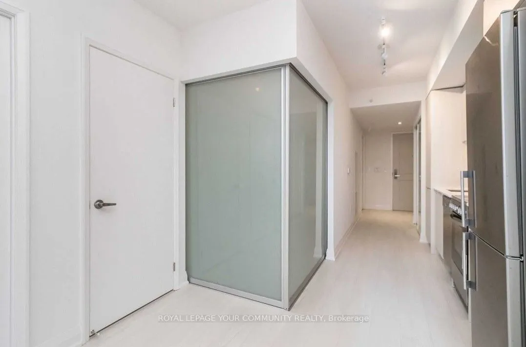 26 Gibbs Road, #450