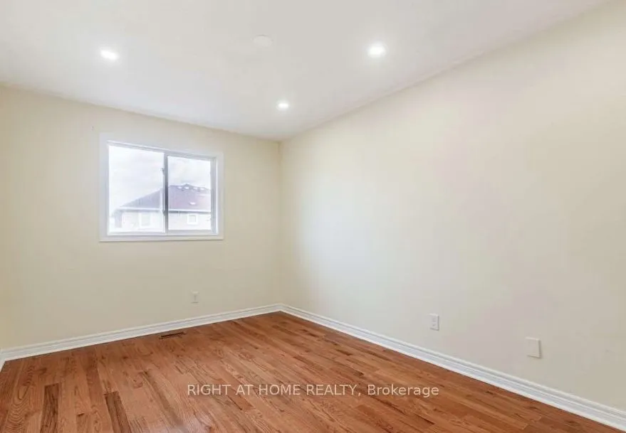 7049 Graydon Court