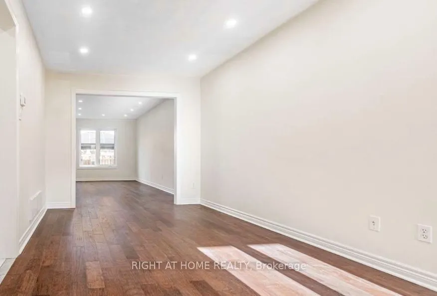 7049 Graydon Court