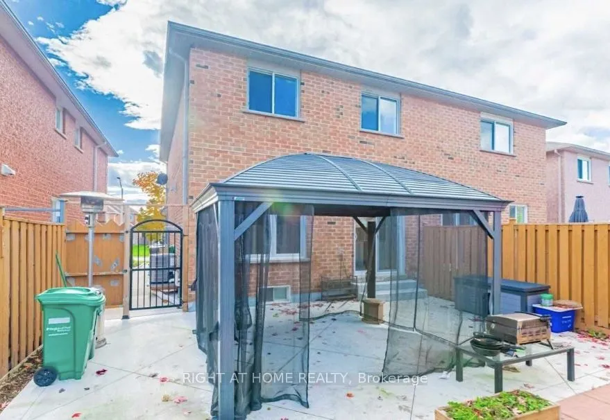 7049 Graydon Court