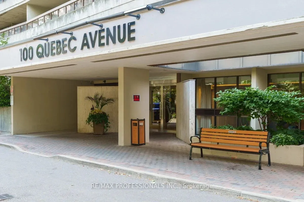 100 Quebec Avenue, #407