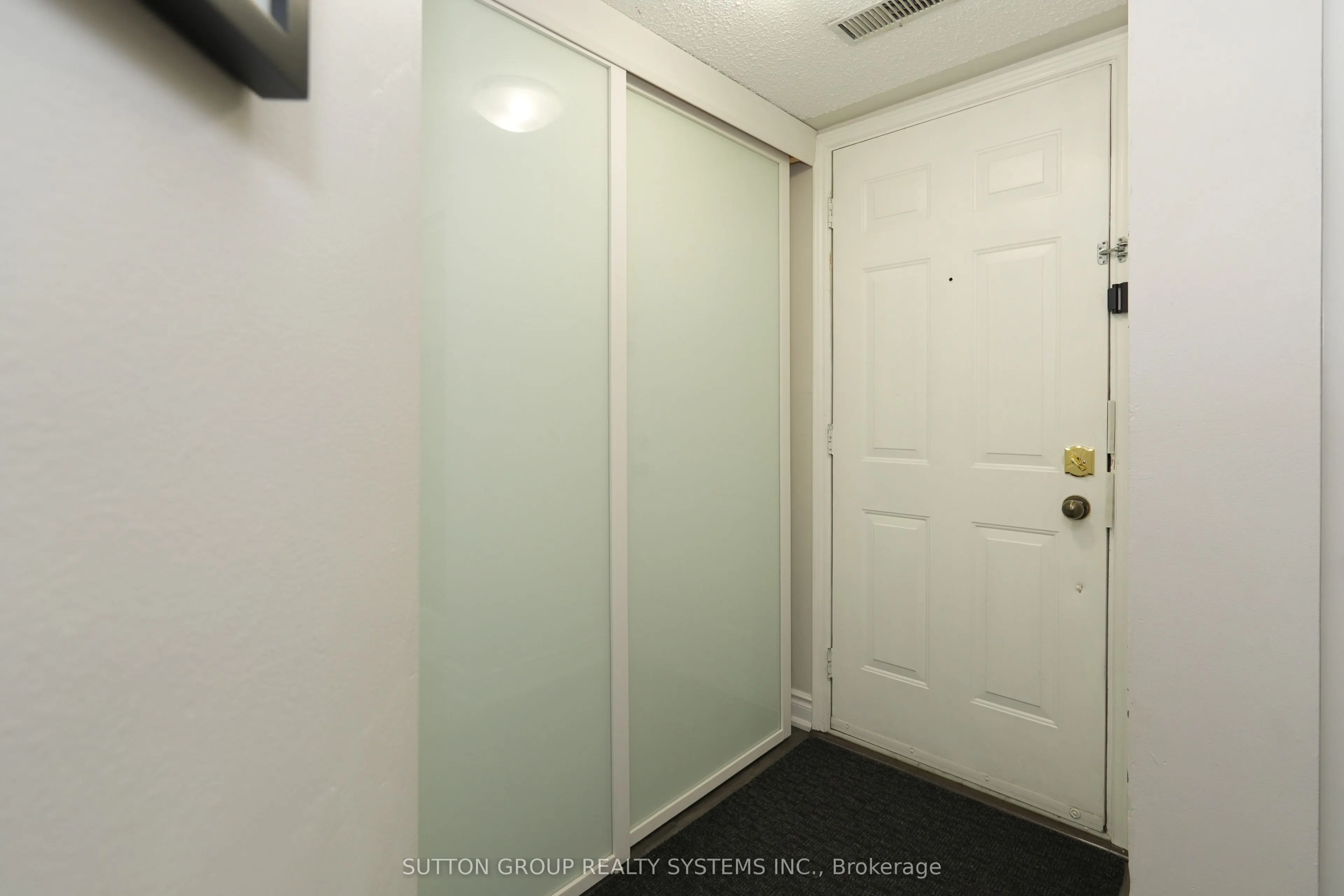103 Bristol Road E, #183