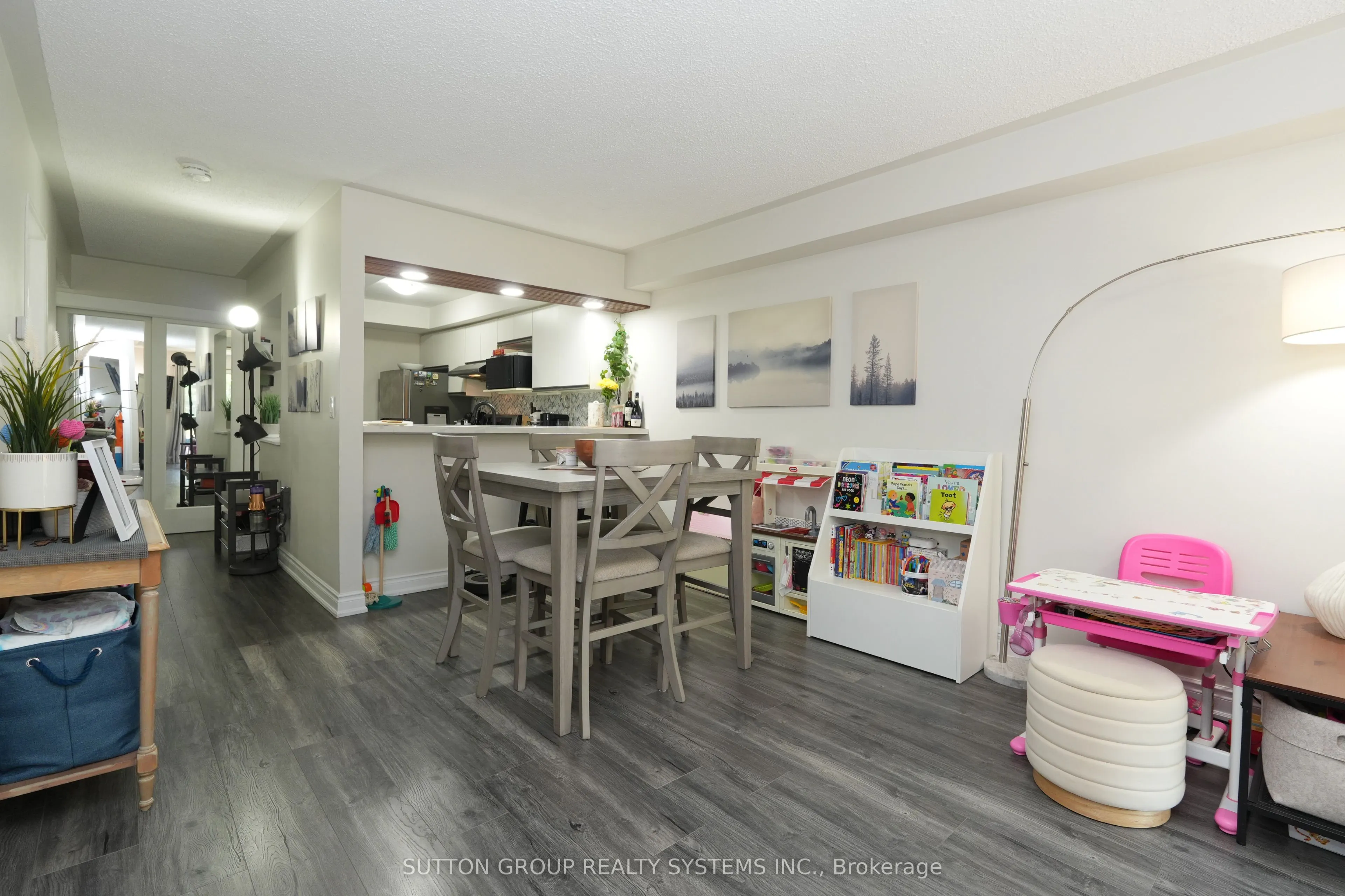 103 Bristol Road E, #183