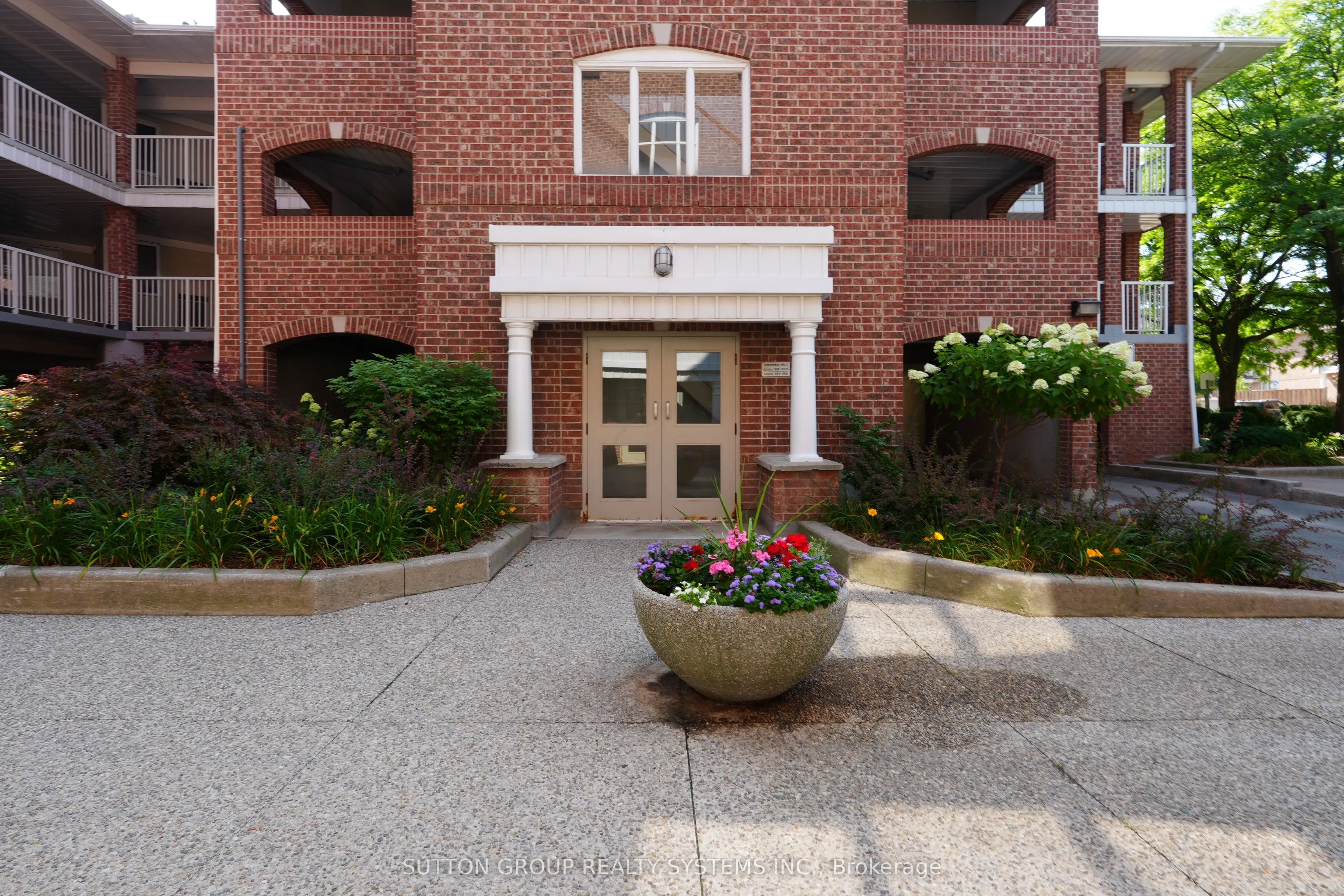 103 Bristol Road E, #183