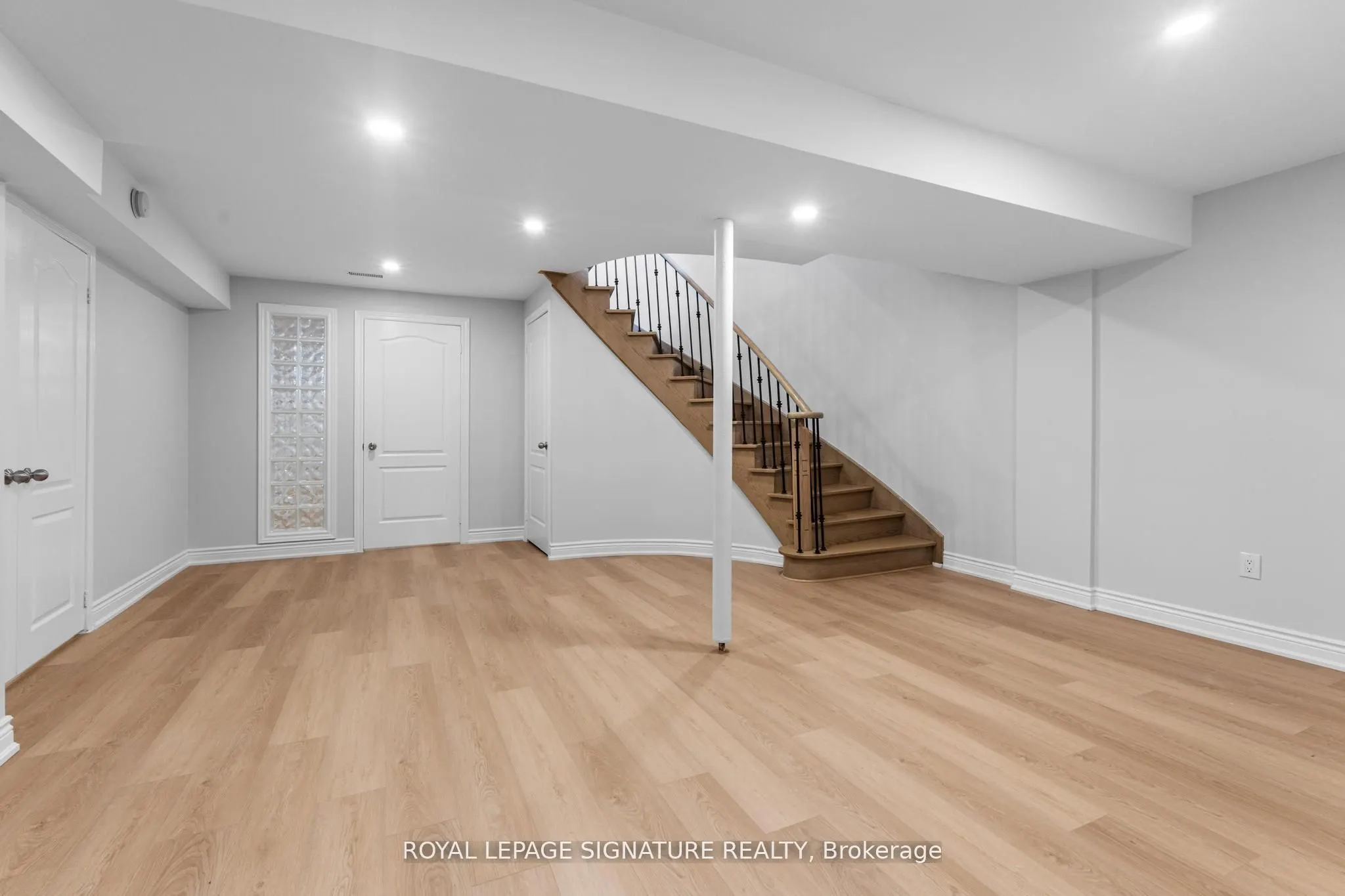 5971 Greensboro Drive