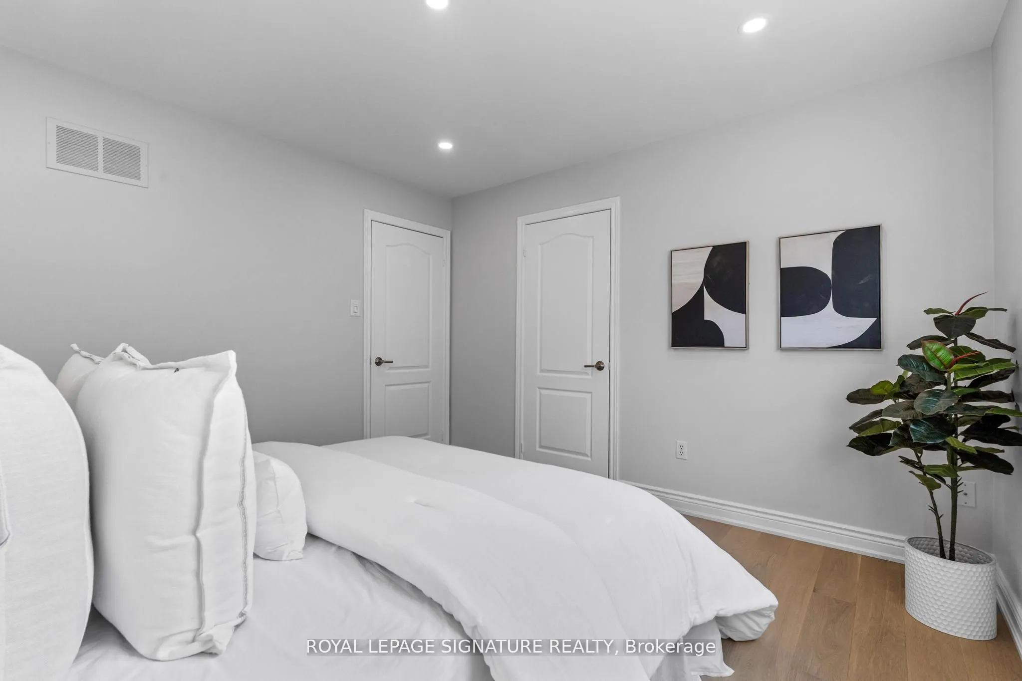 5971 Greensboro Drive