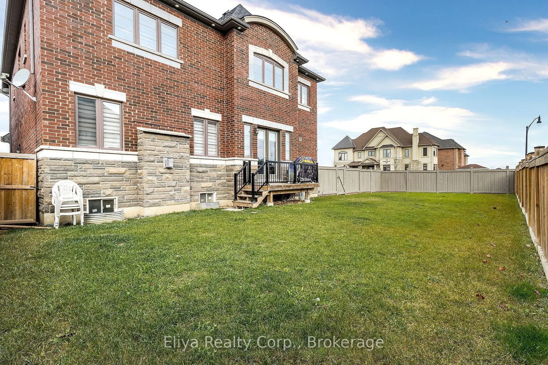 52 Gordon Randle Drive
