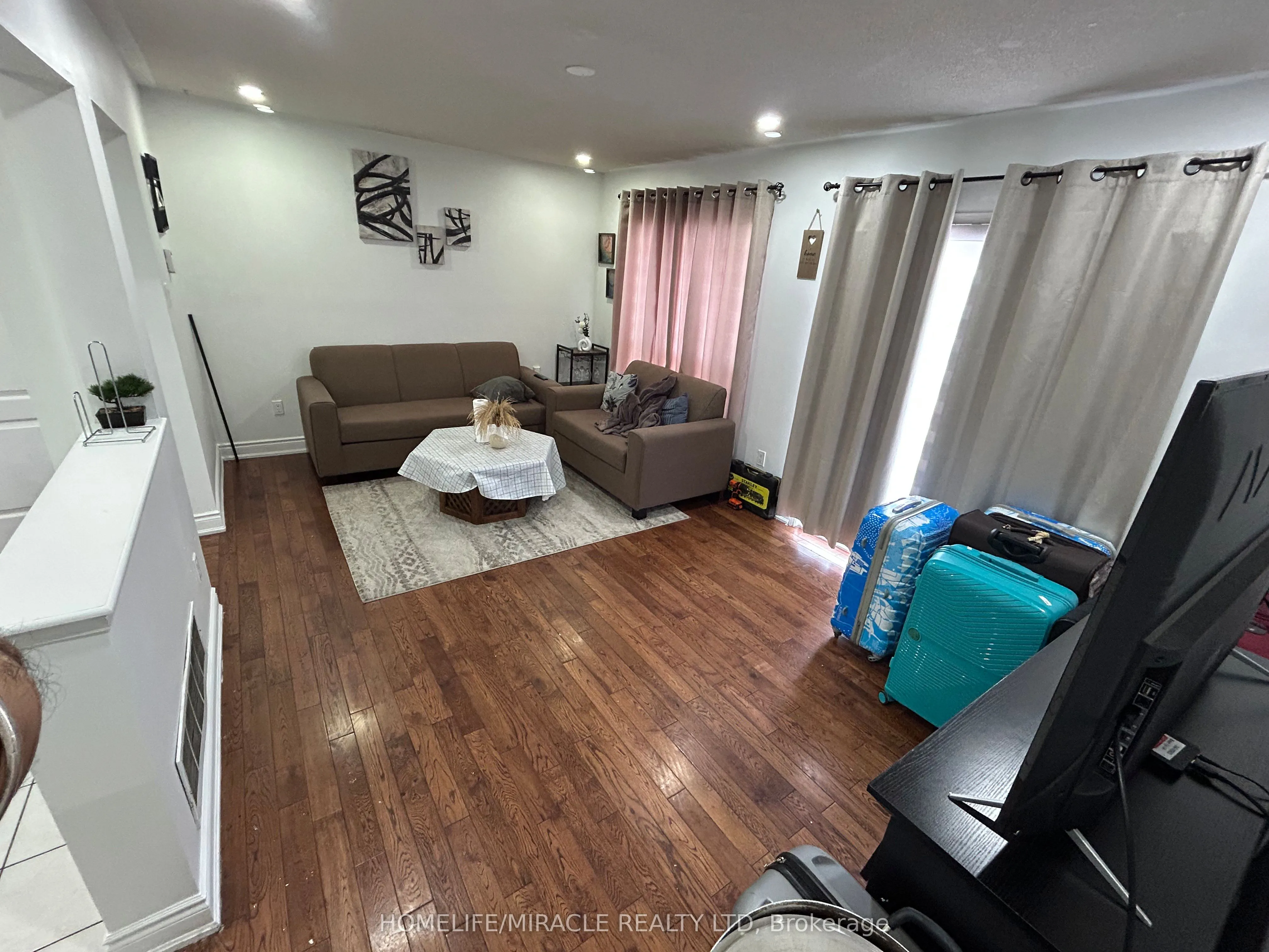 43 Melissa Court
