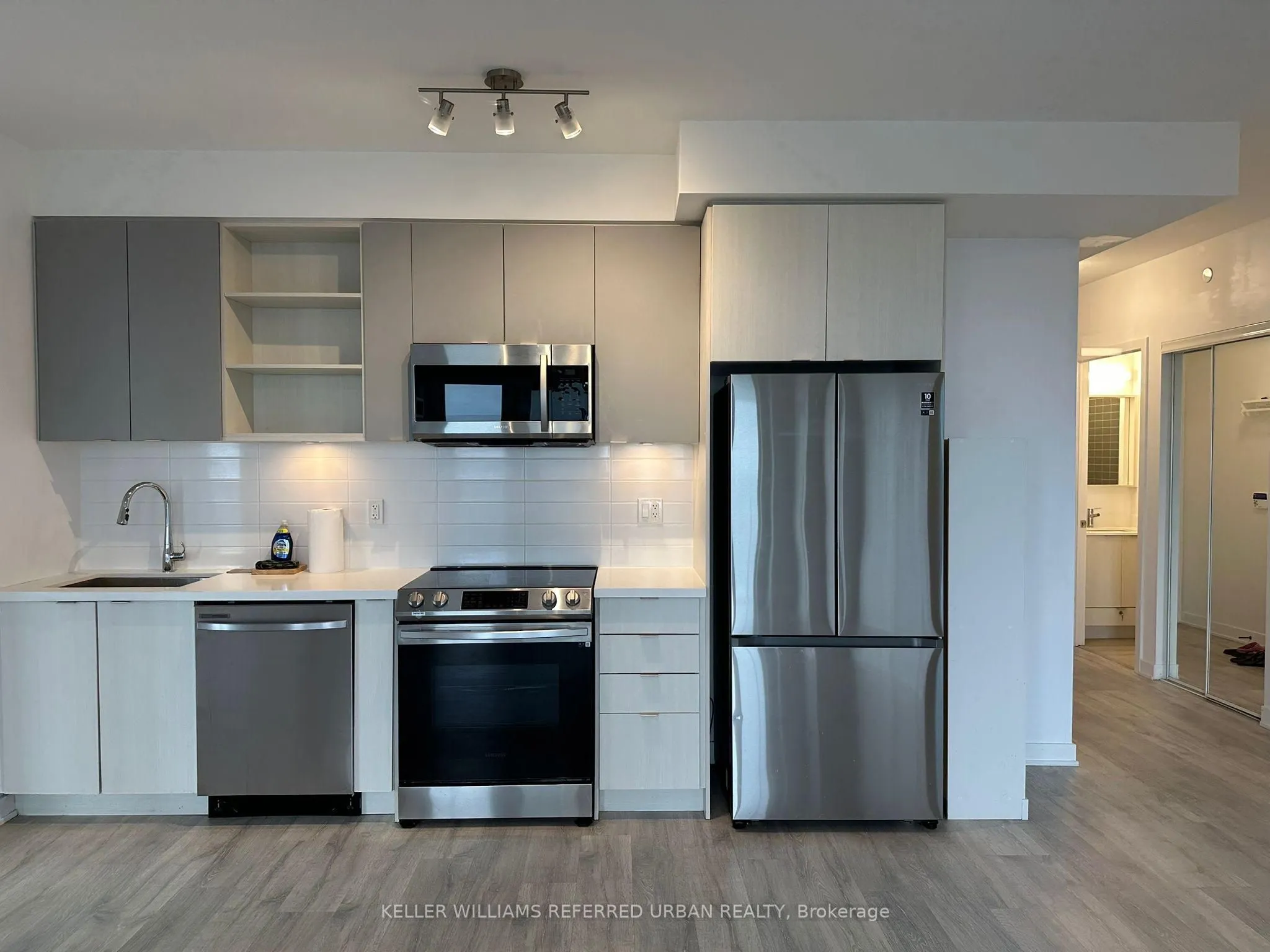 4655 Metcalfe Avenue, #1807