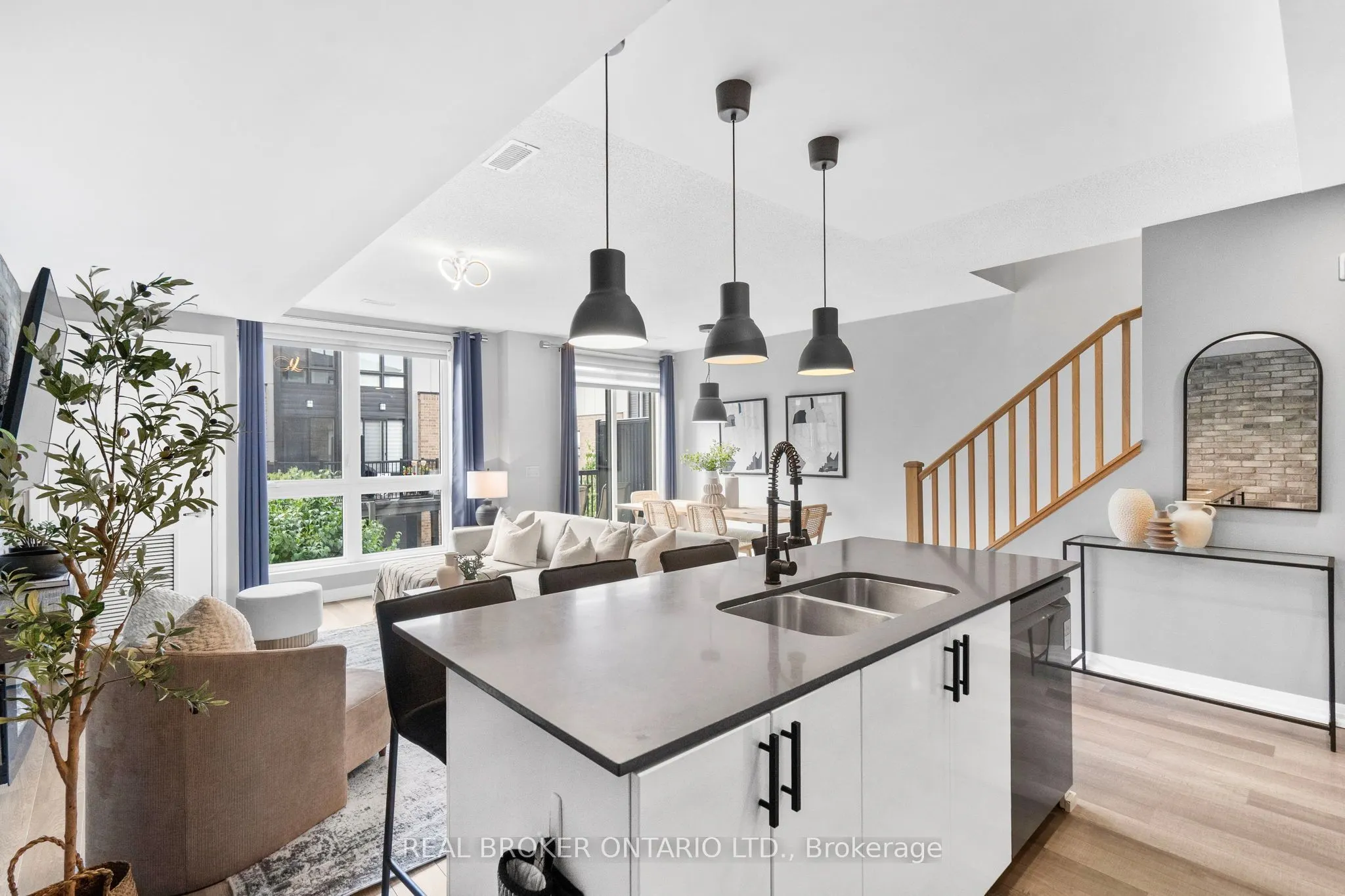 1204 Main Street E, #207