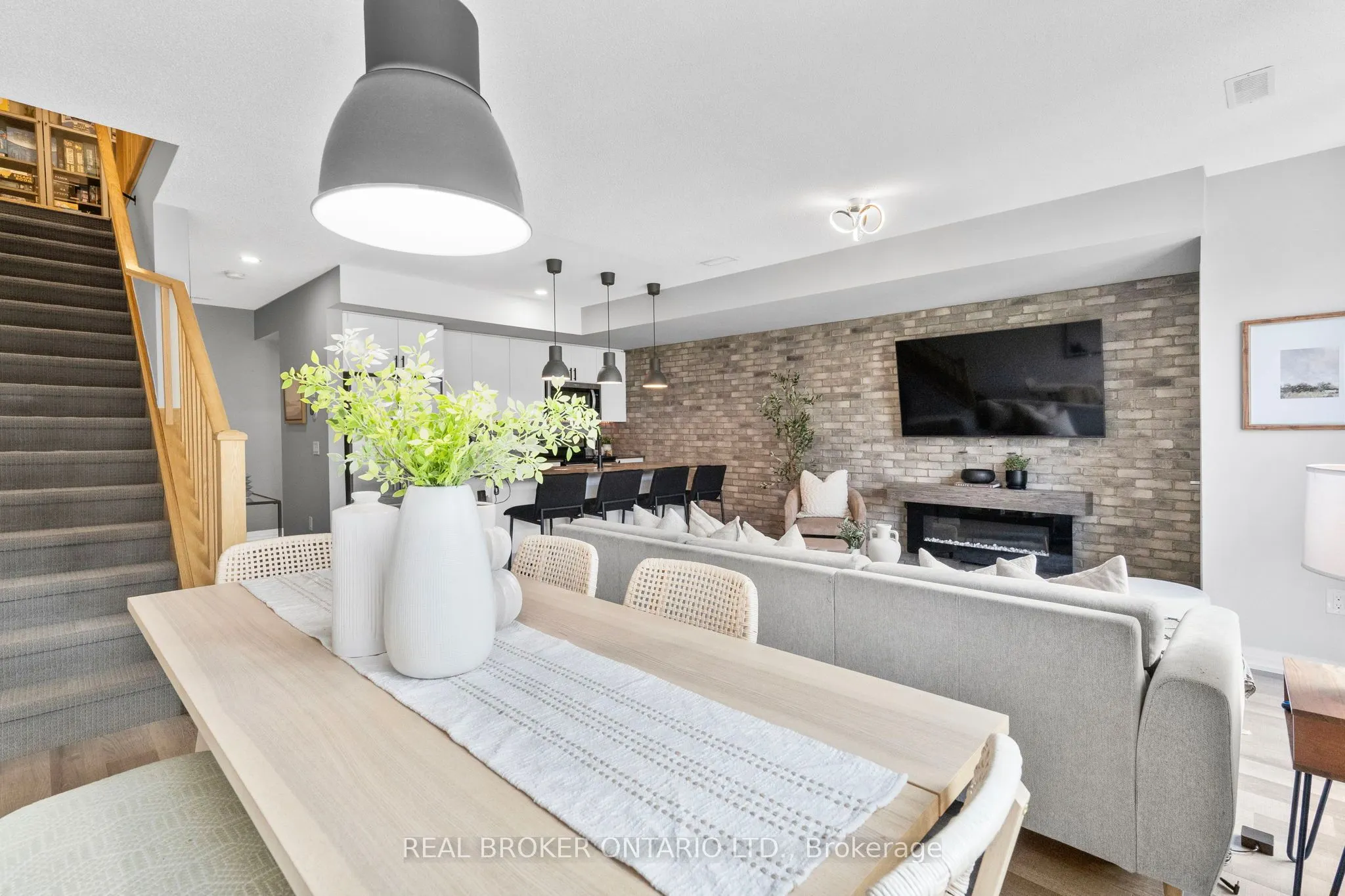 1204 Main Street E, #207