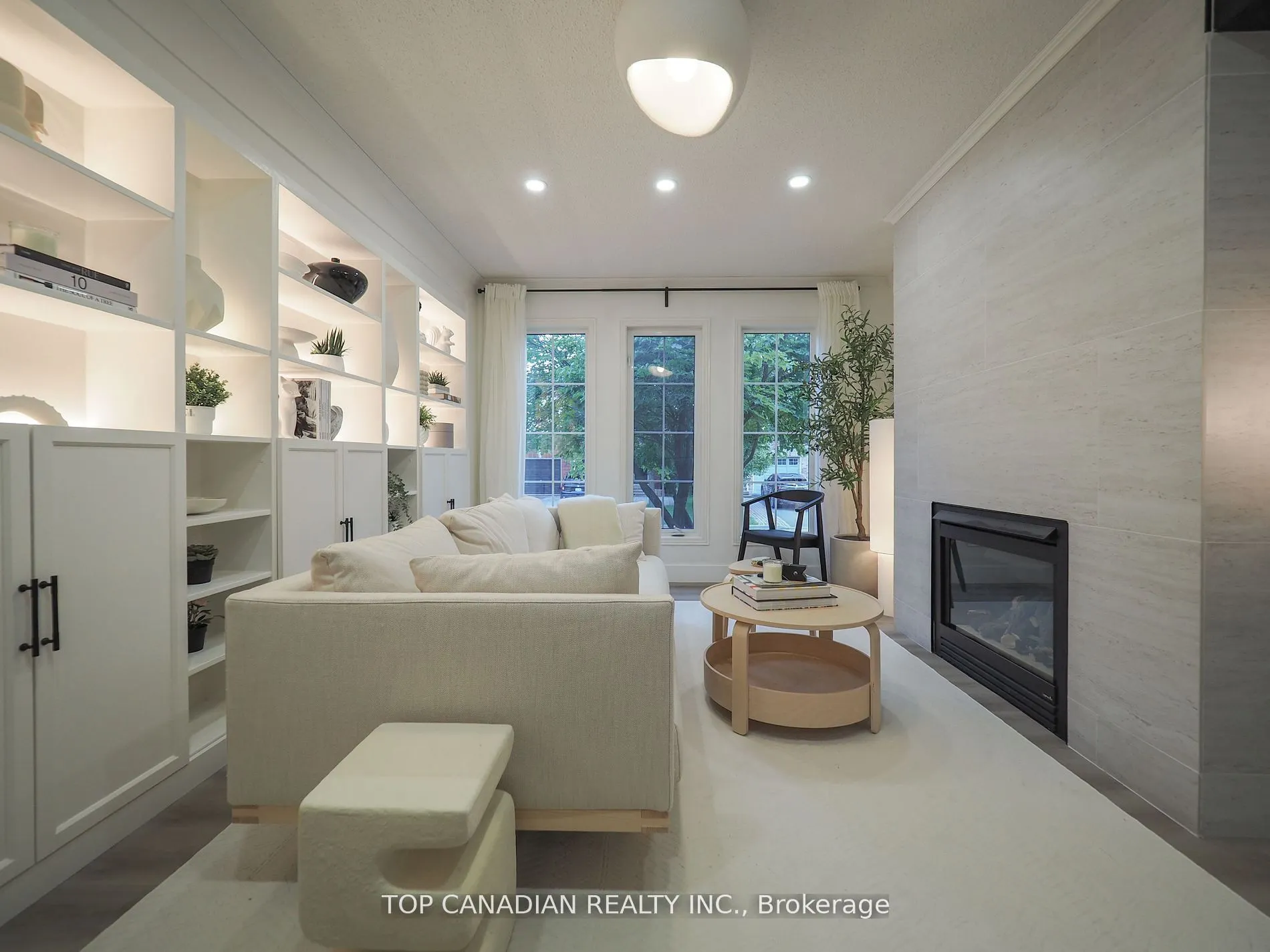 5827 Rainberry Drive