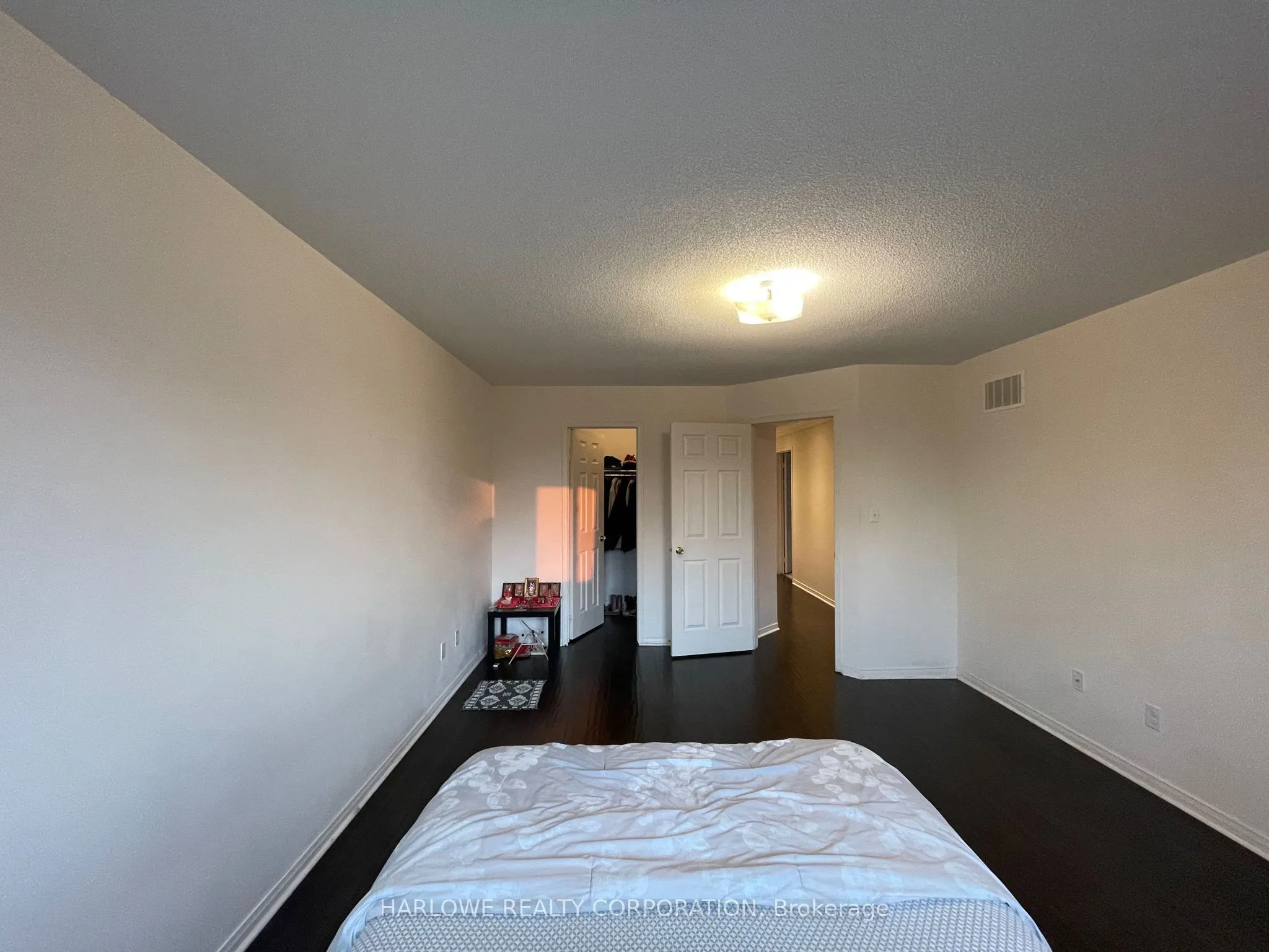 54 Travis Crescent, #Upper