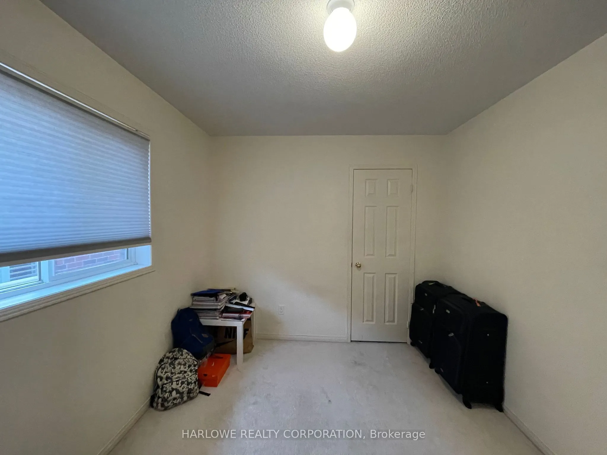 54 Travis Crescent, #Upper