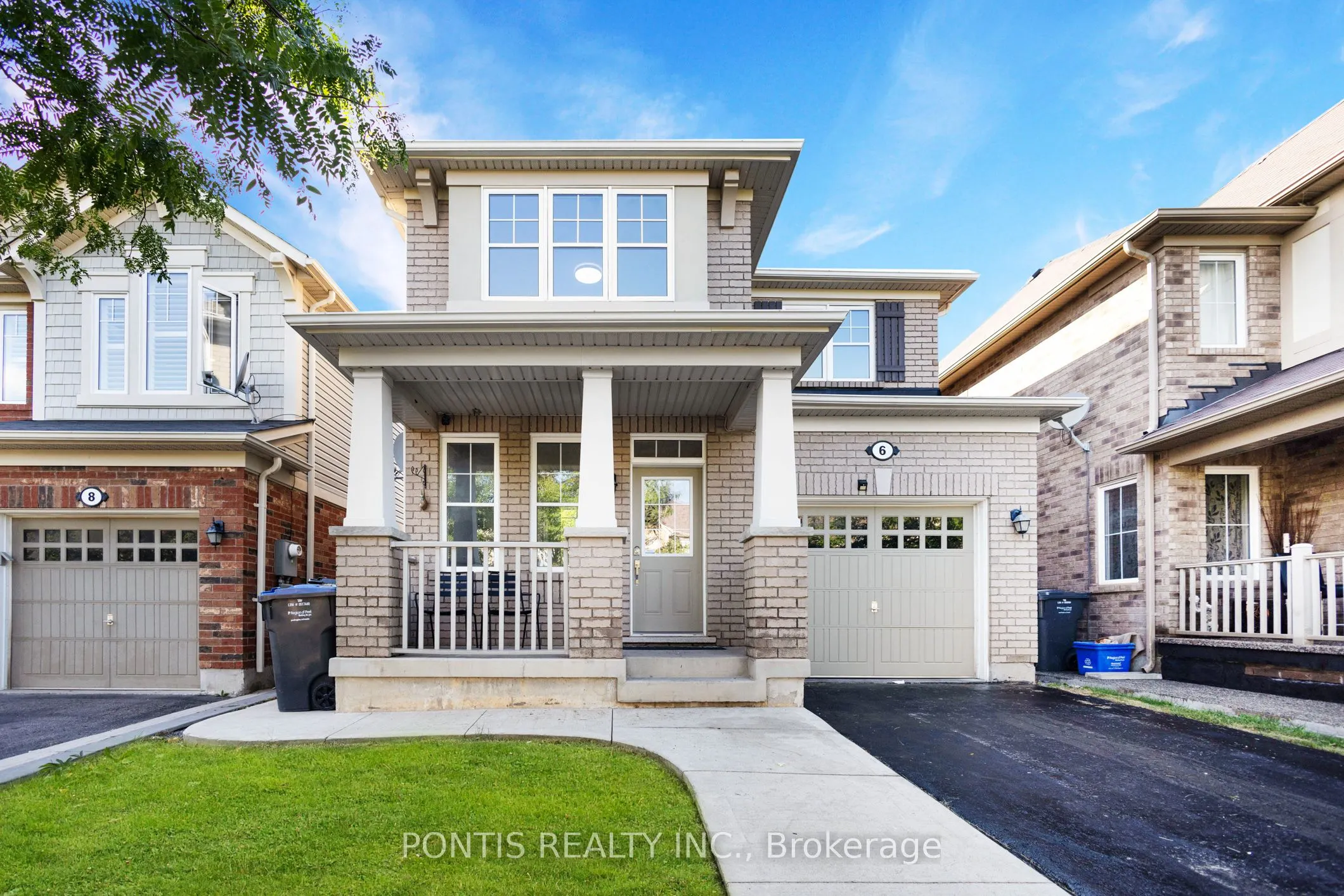 6 DULVERTON Drive